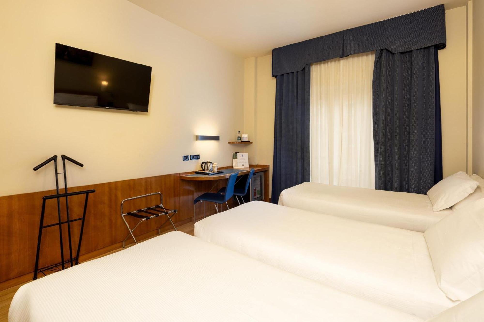 Classic Triple Room,1766124972:JPEG