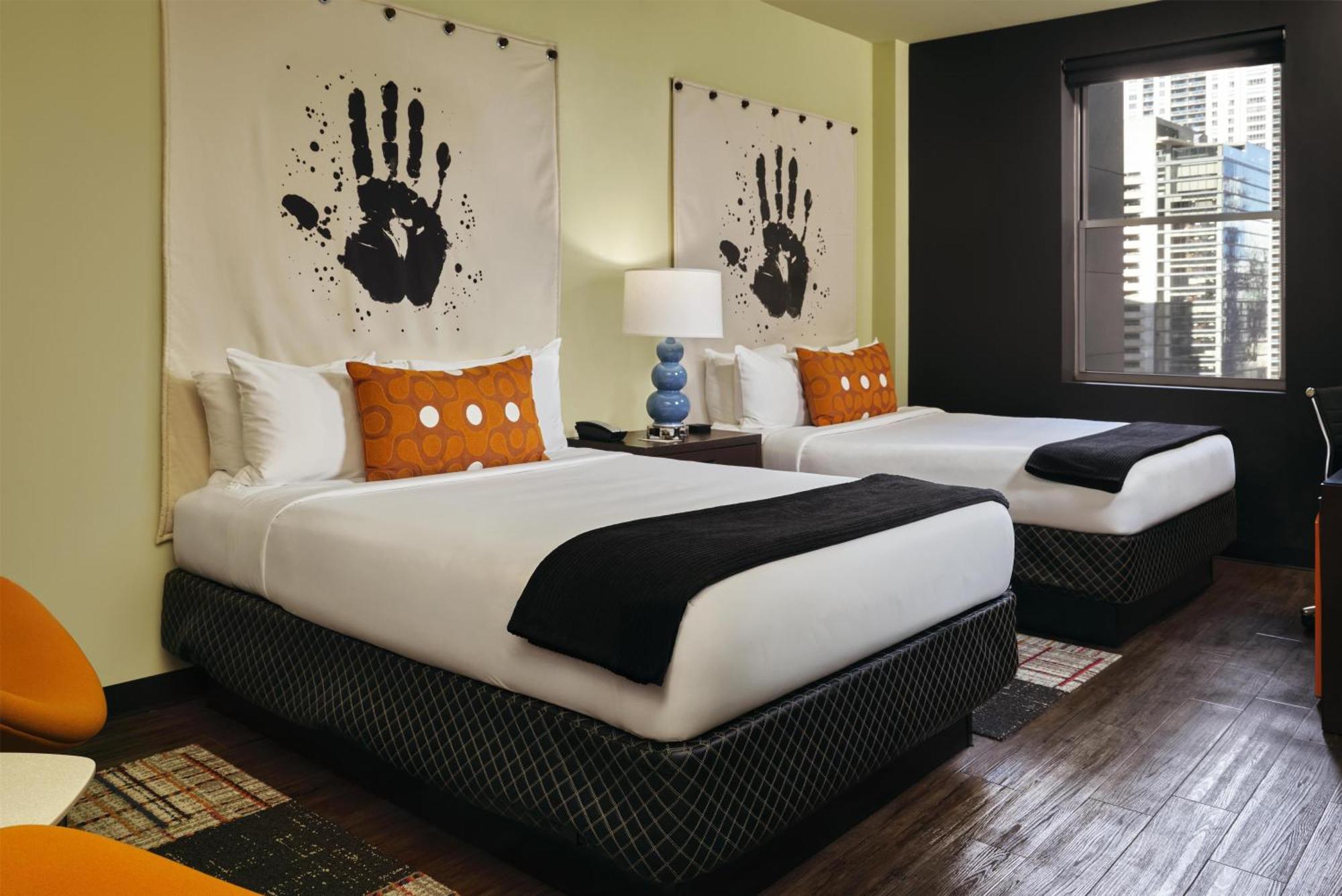 Queen Room Two Queen Beds