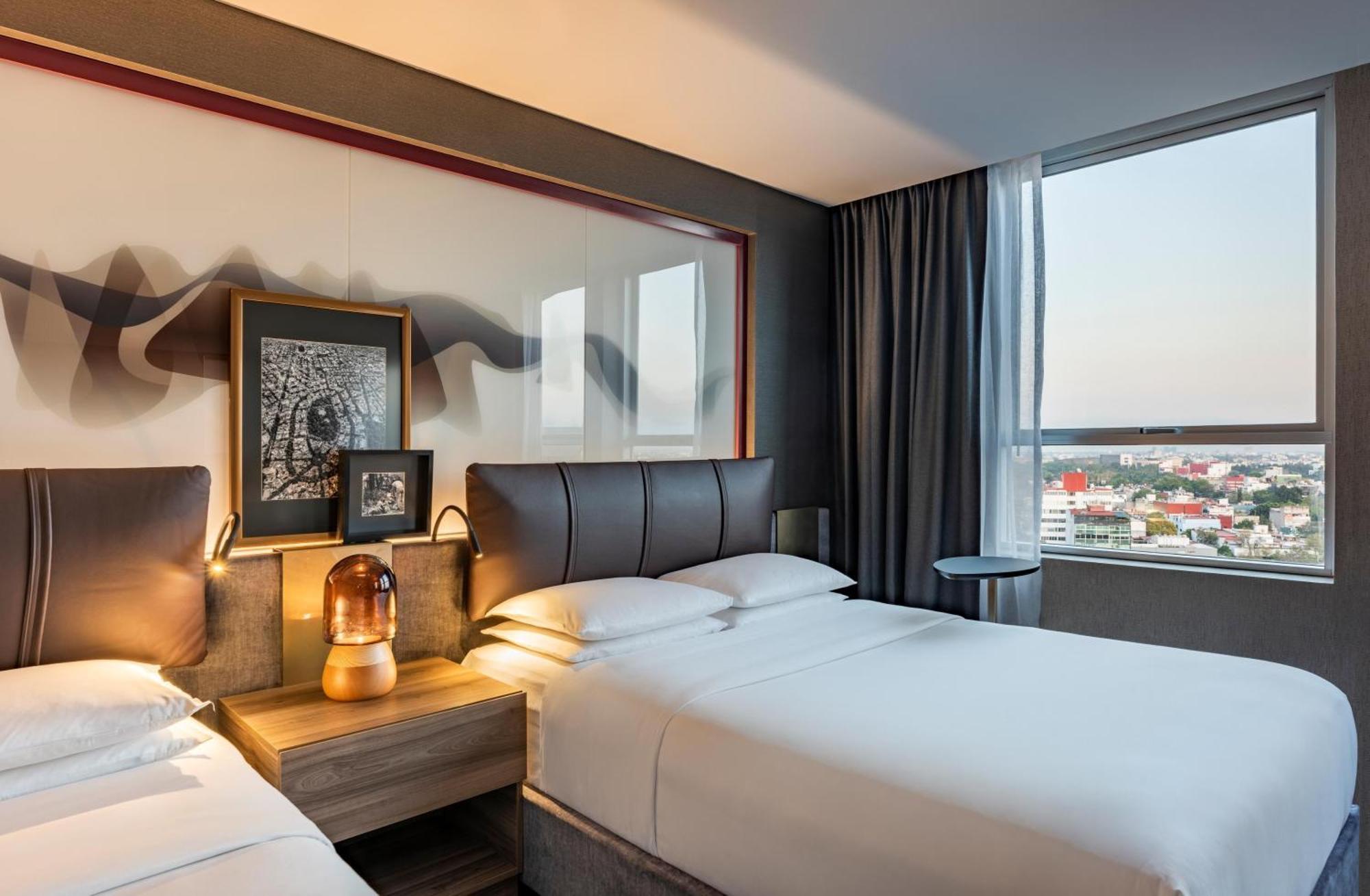 Double Room Two Double Beds City View