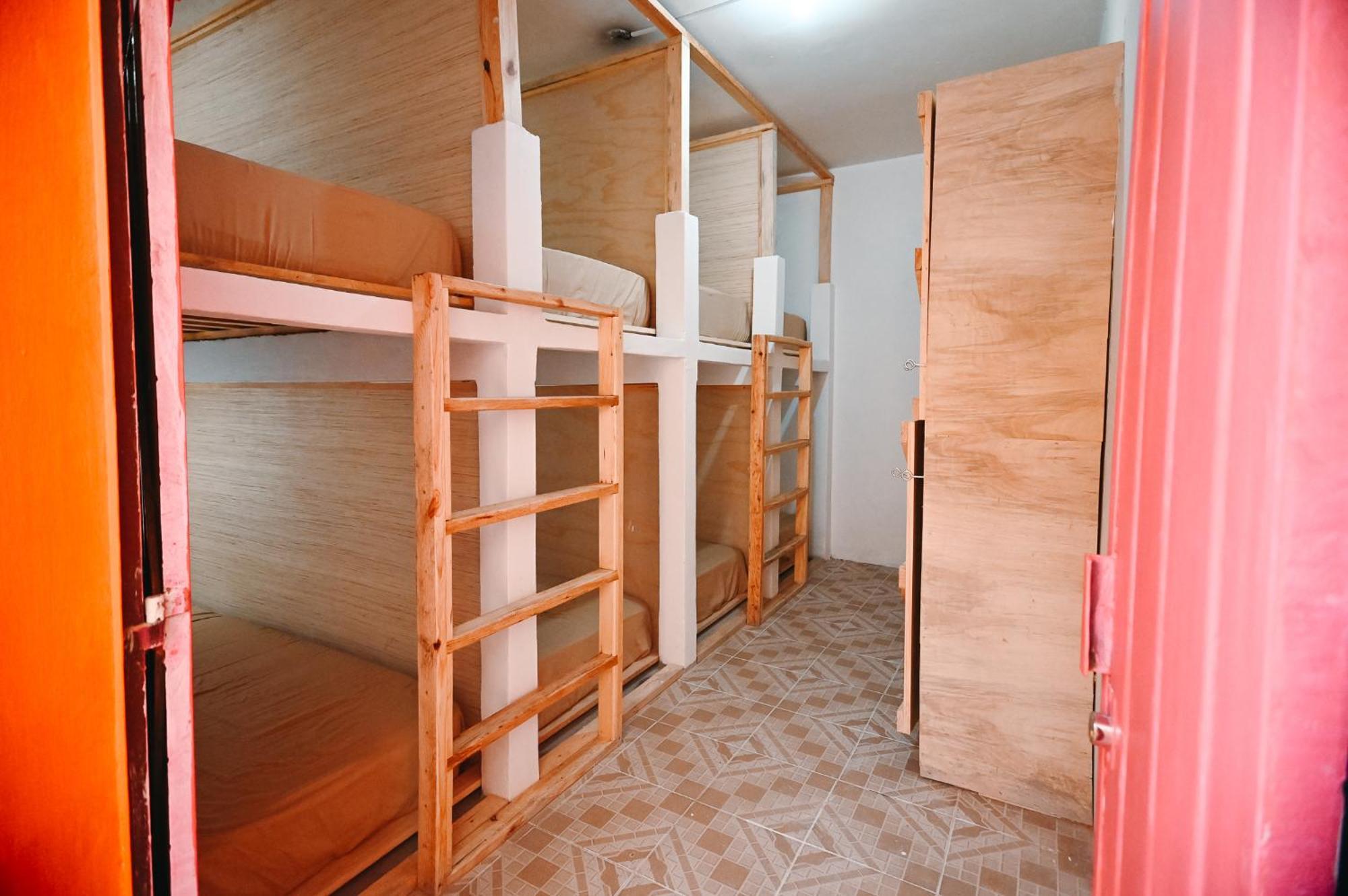 Litera en habitación compartida - Solo mujeres