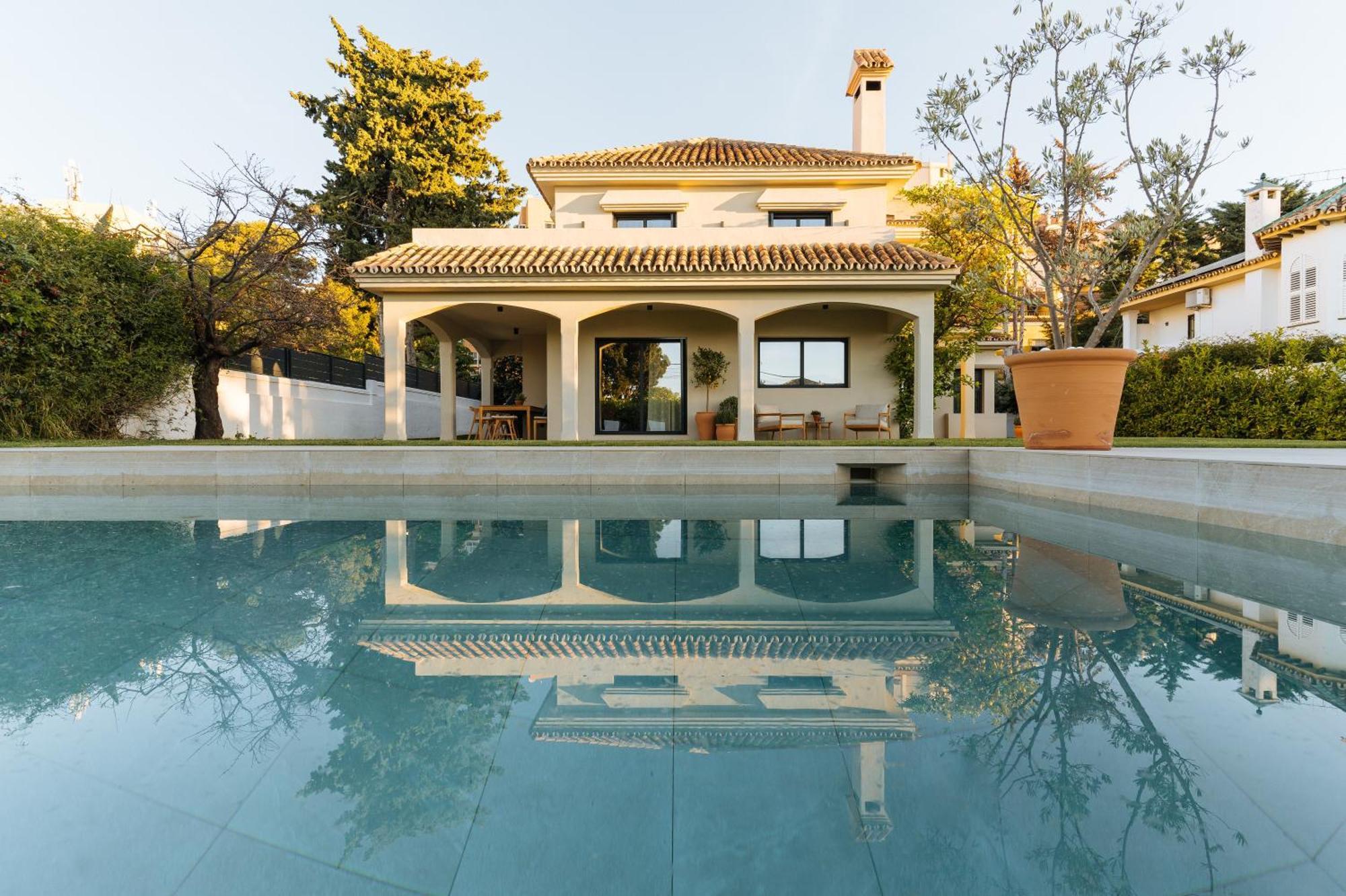 Villa con vistas al jardín