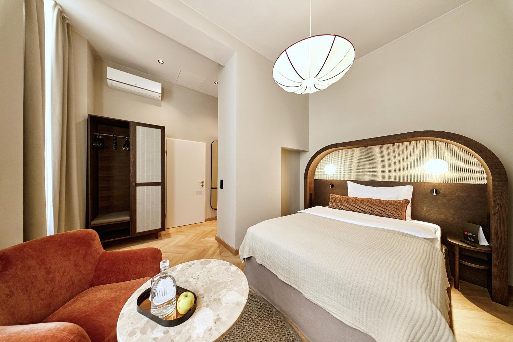 Single Room,1769495816:JPEG