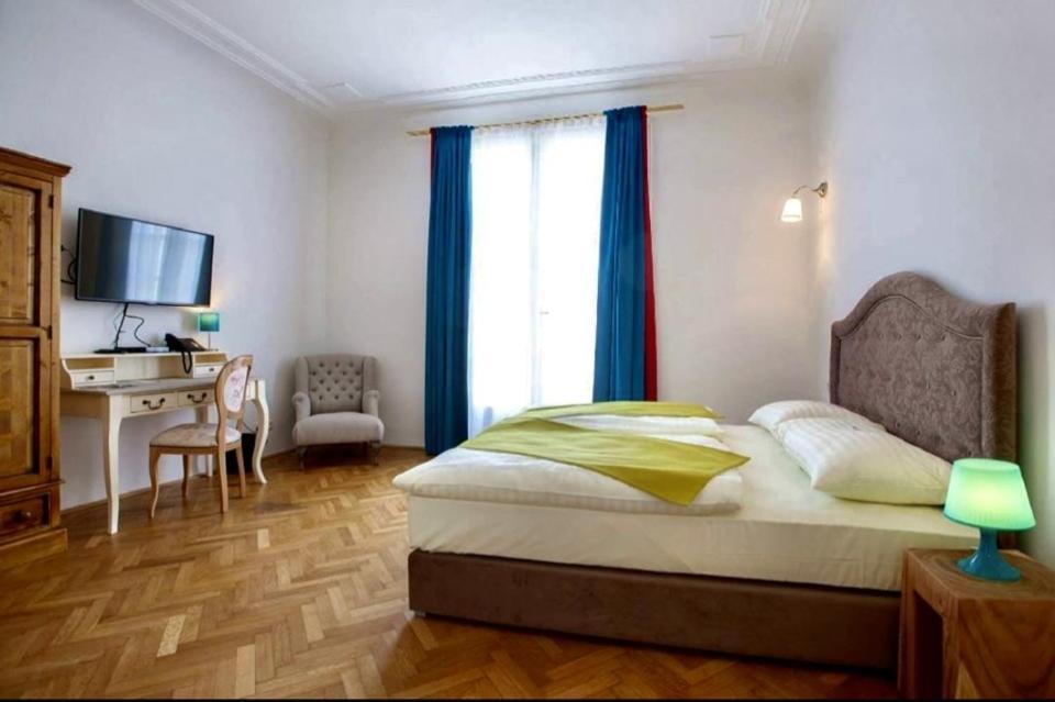 Standard Twin Room,1770460681:JPEG