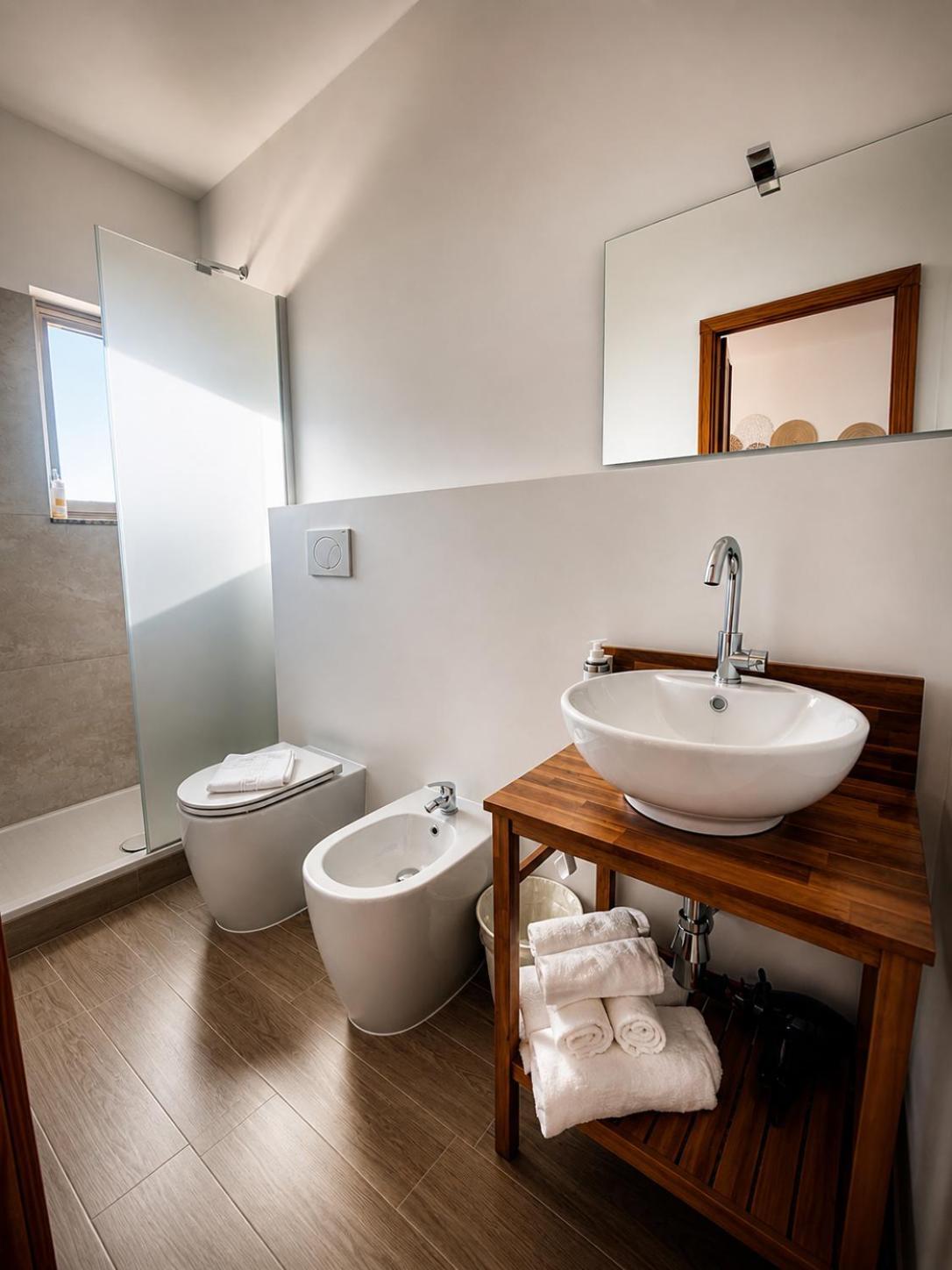 Twin Room,1769505189:JPEG