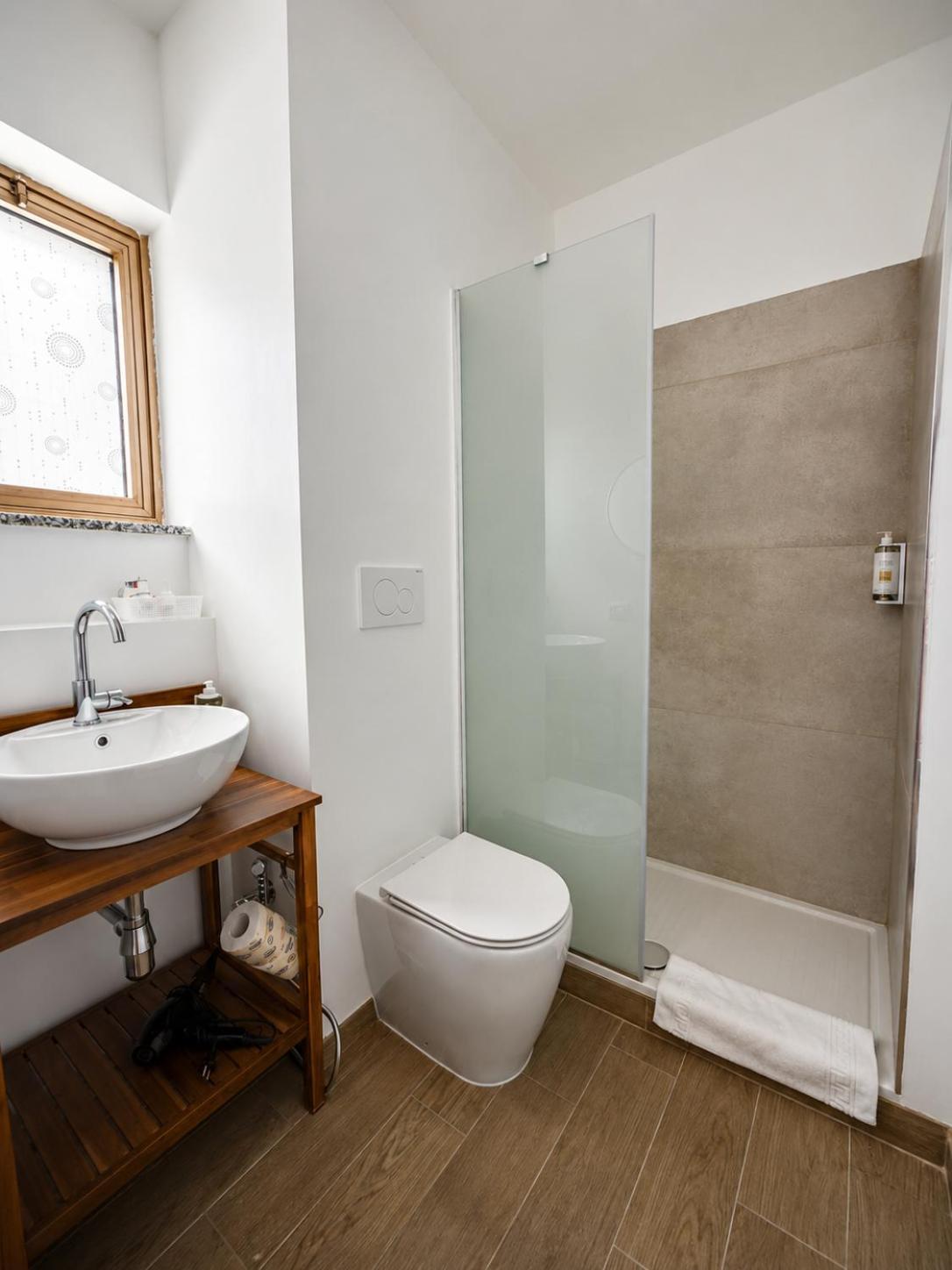Standard Double Room,1769505195:JPEG