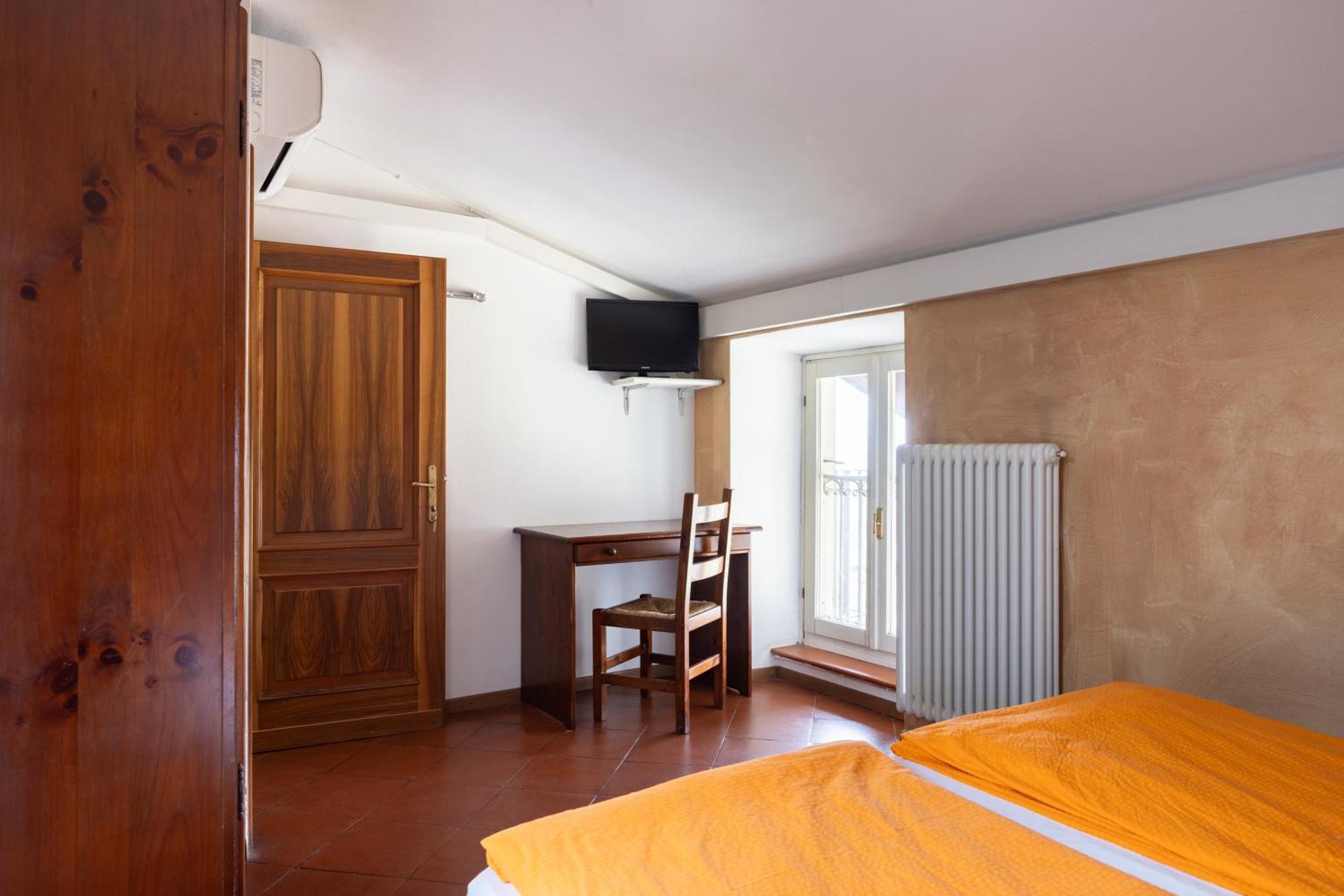 Penthouse Apartment,1769540405:JPEG