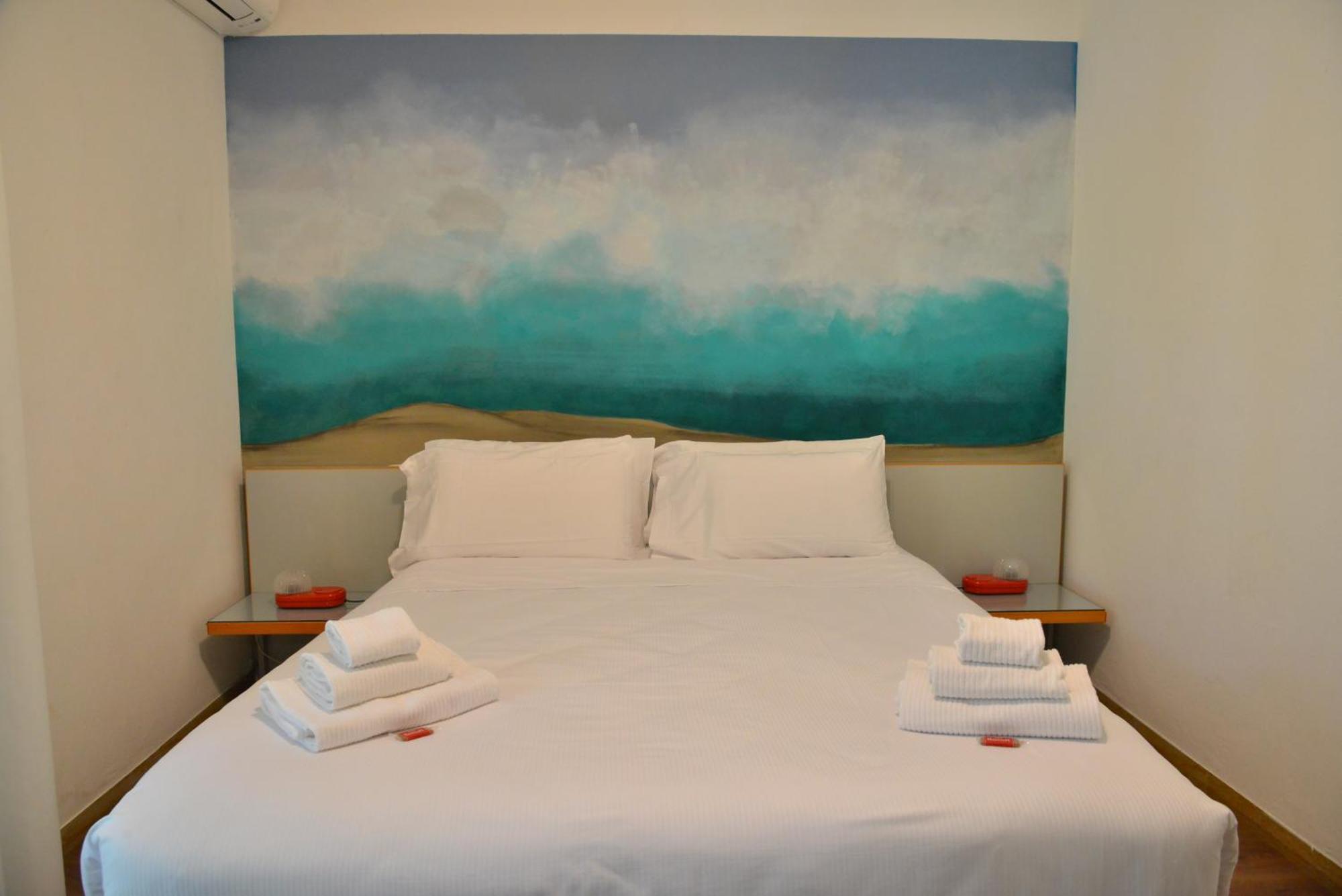 Comfort Double or Twin Room Terrace Partial Lake View,1769560059:JPEG
