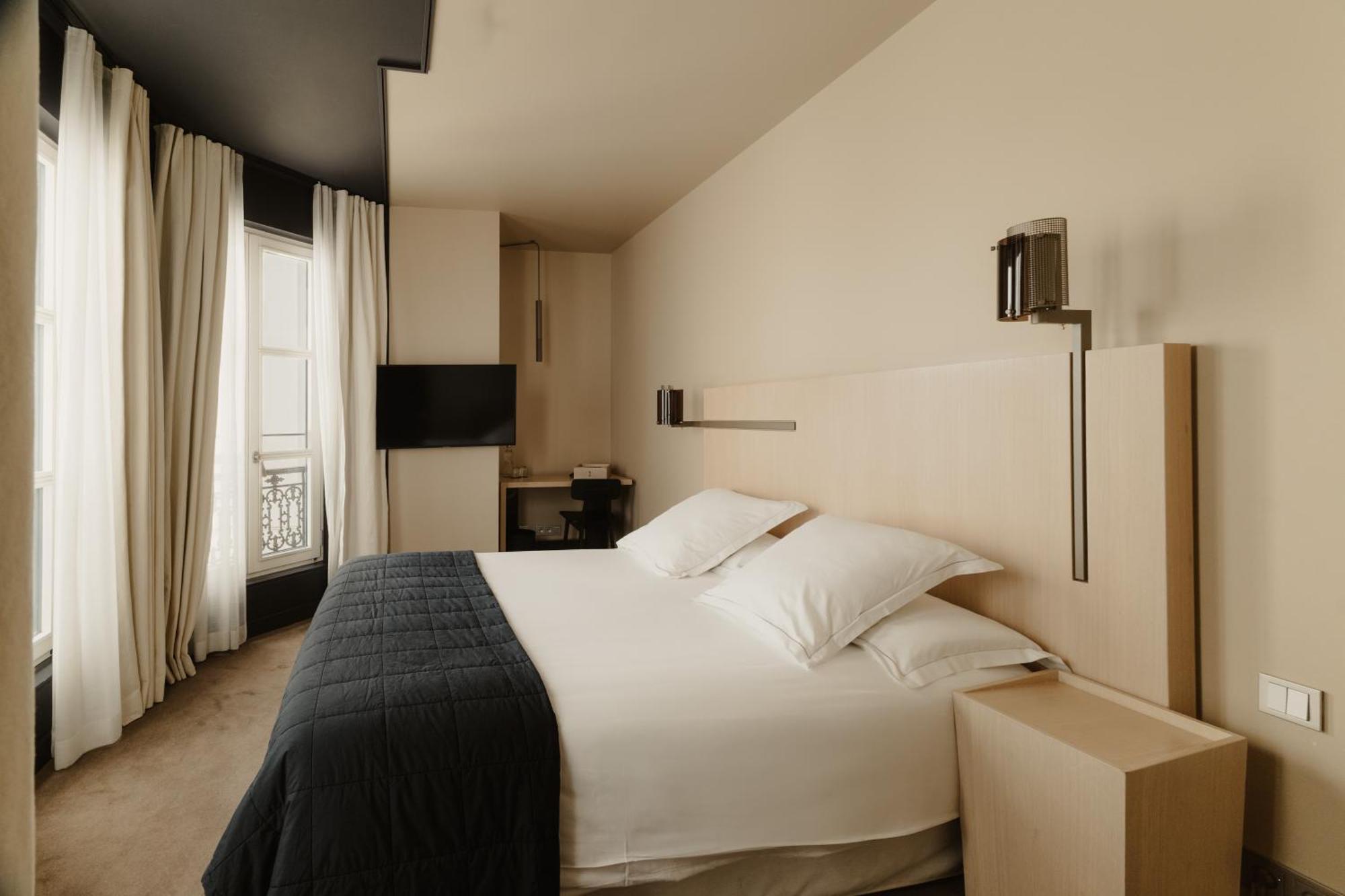 Classic Double Room,1769820975:JPEG