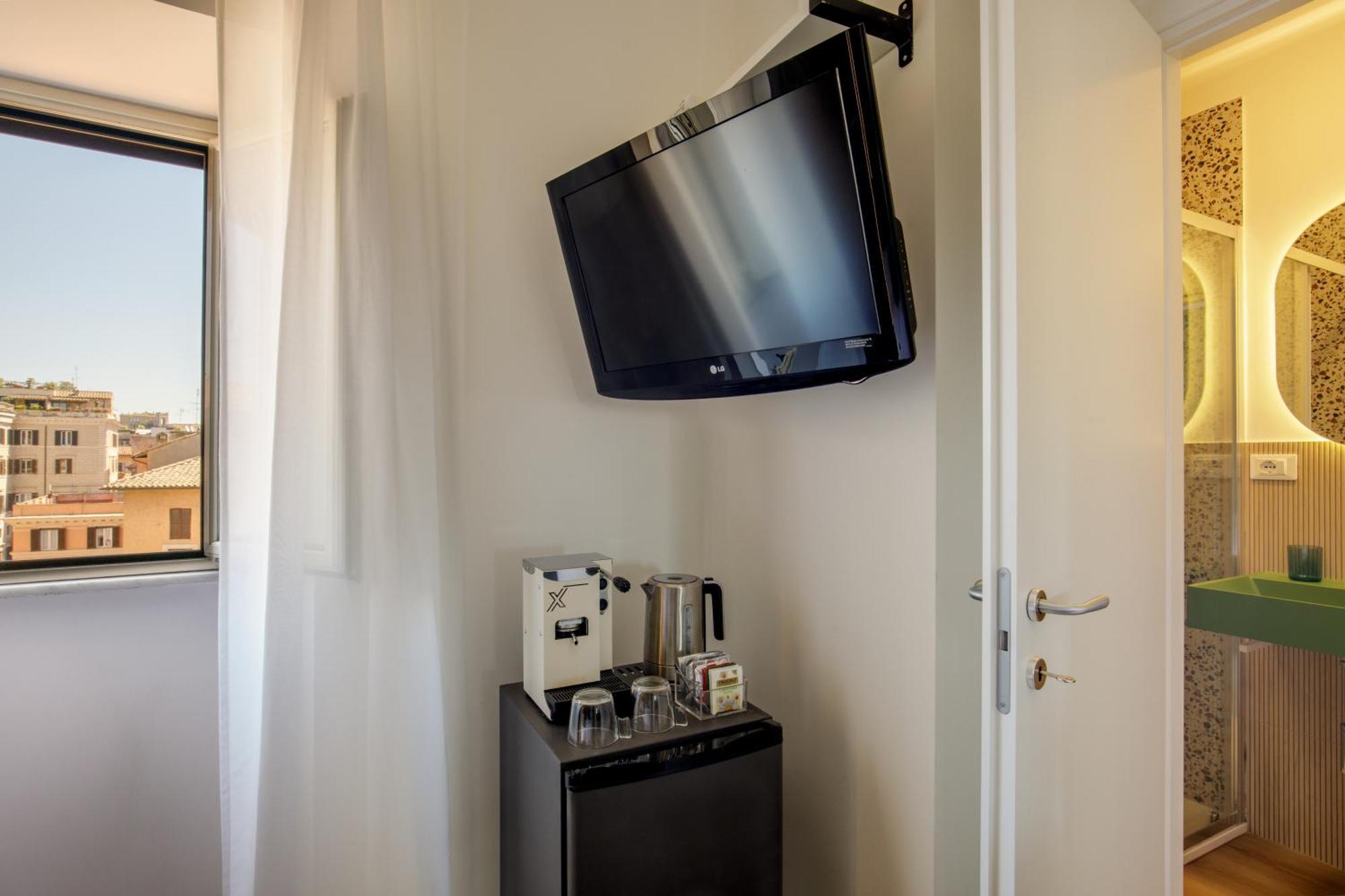 Double room overlooking the Basilica