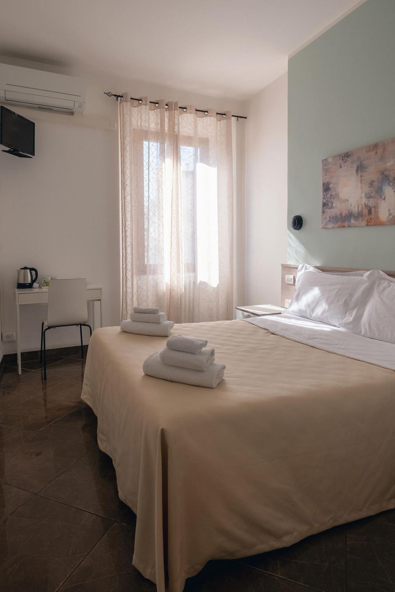 Double or Twin Room,1769958421:JPEG