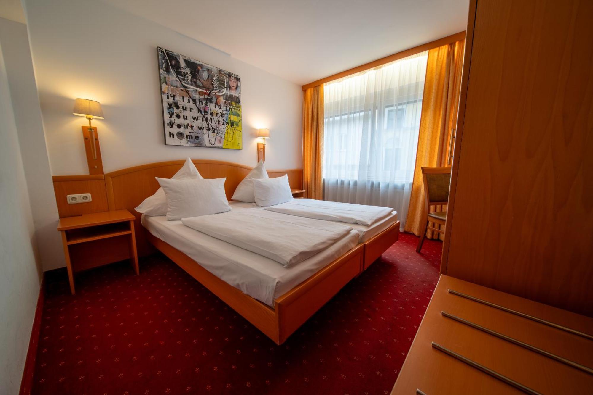 Comfort Room 1 Double Bed
