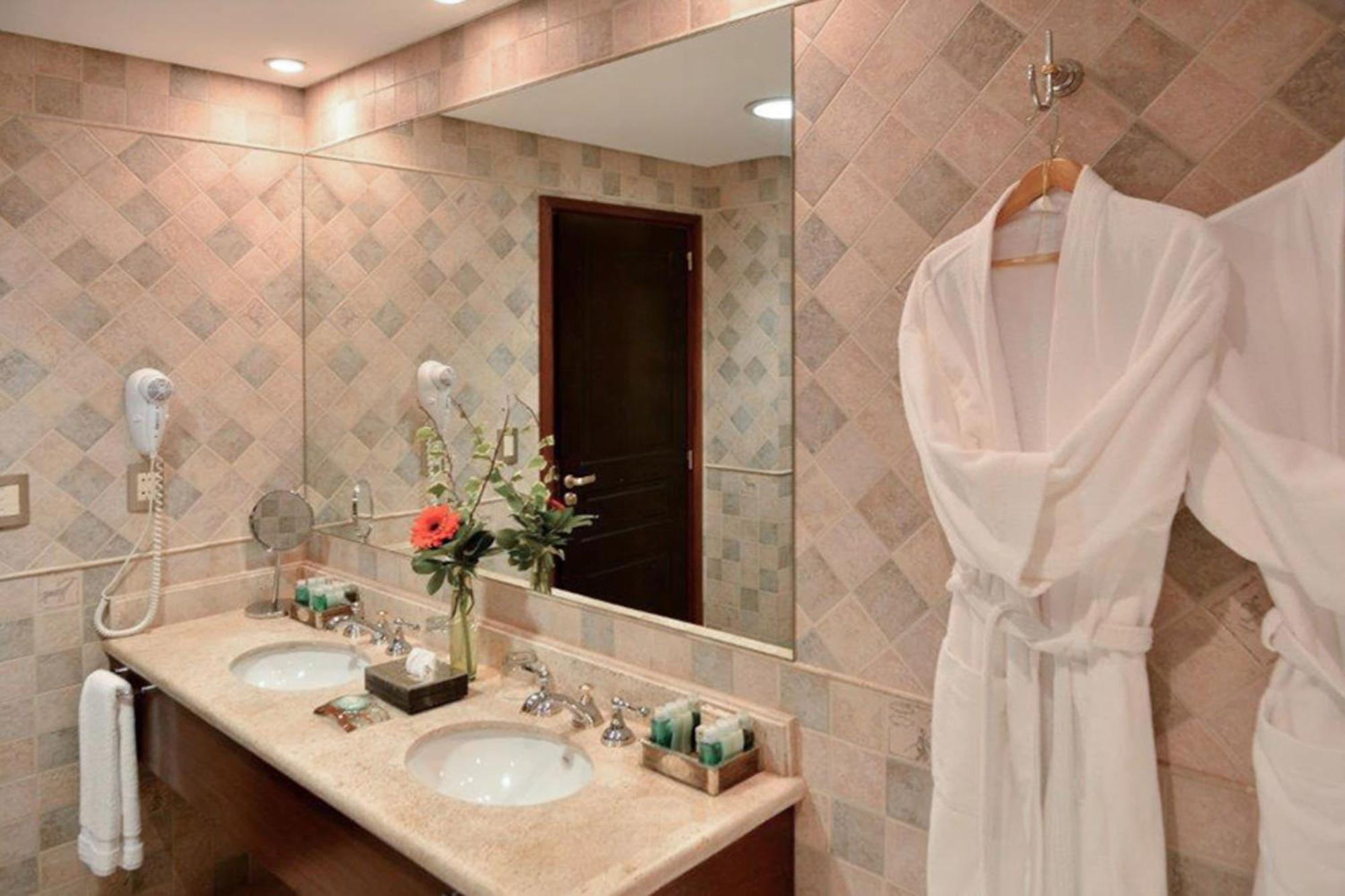 Presidential Suite,1770484892:JPEG