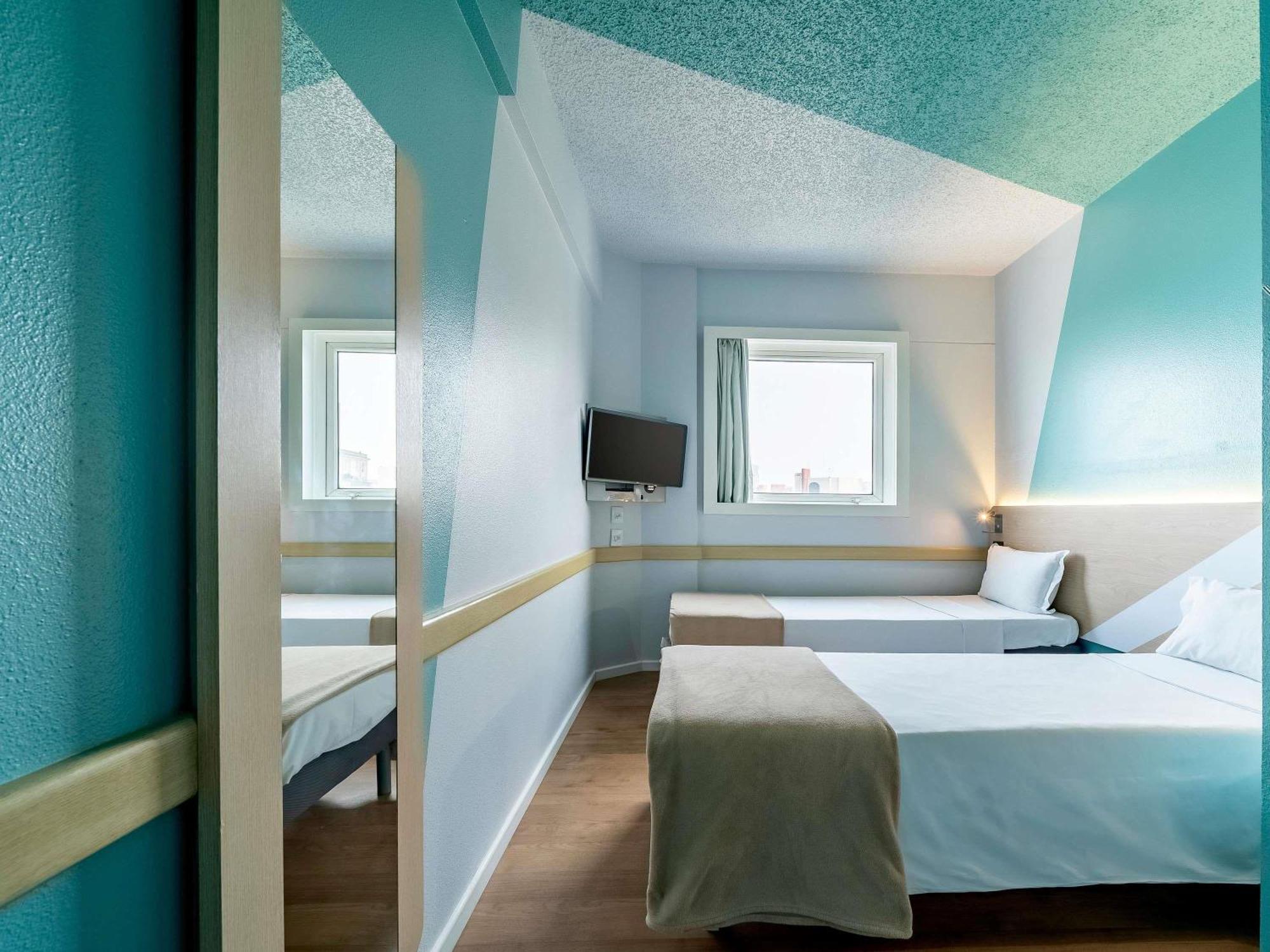 Superior Room Two Twin Beds