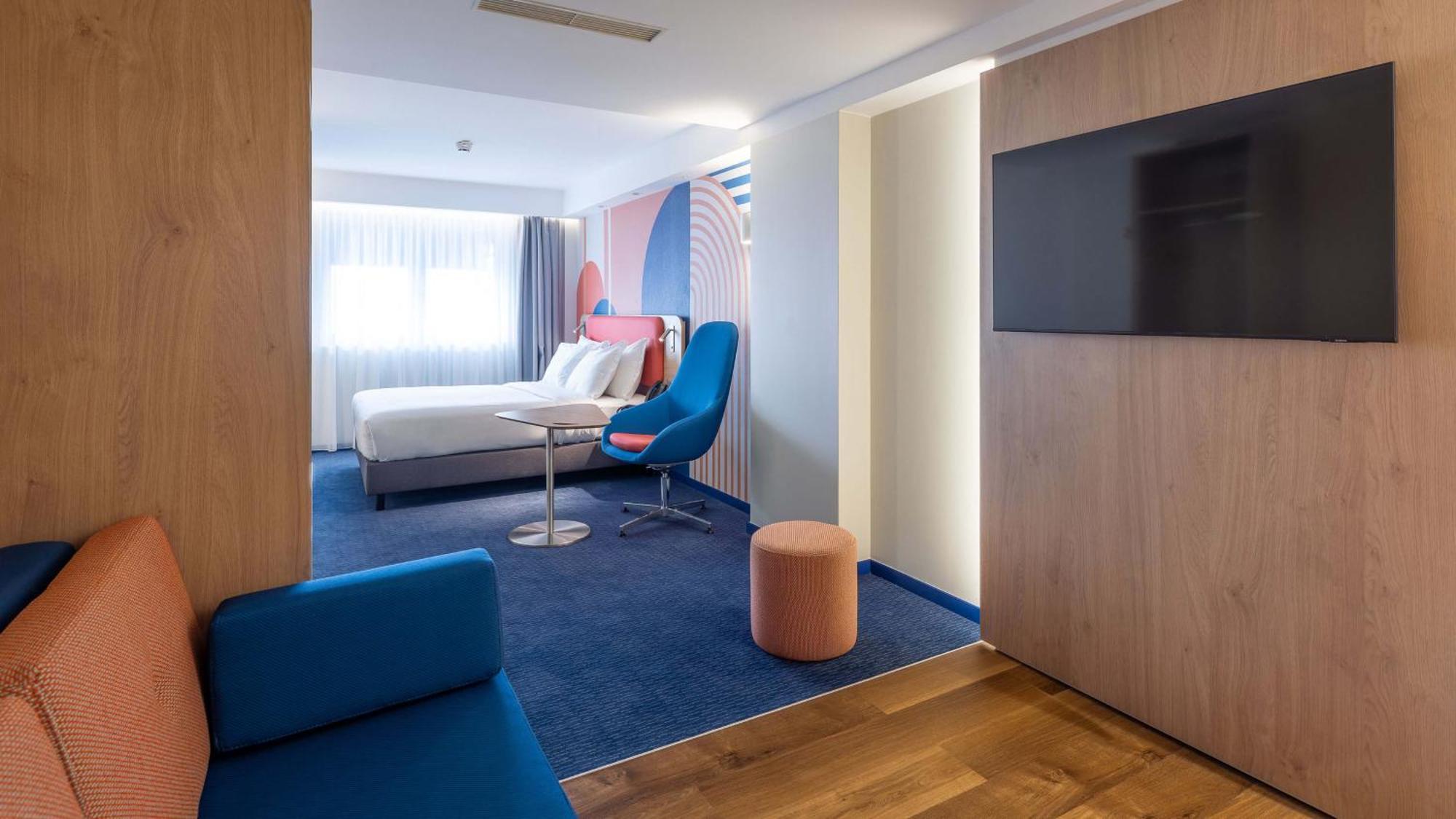 Queen Suite