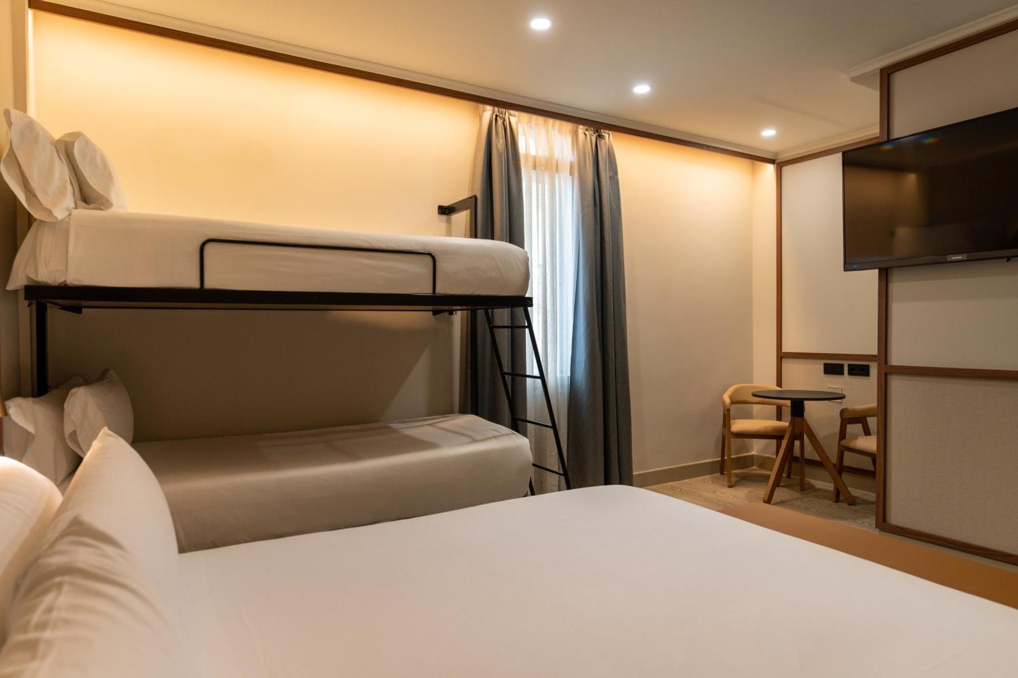 Quadruple Room,1770836488:JPEG