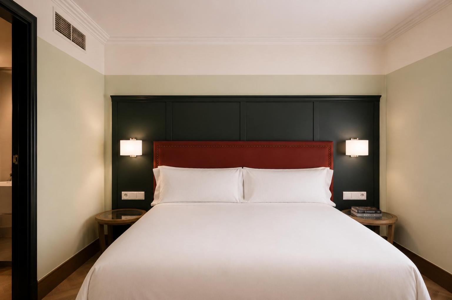 Tiny Double or Twin Room,1770836975:JPEG