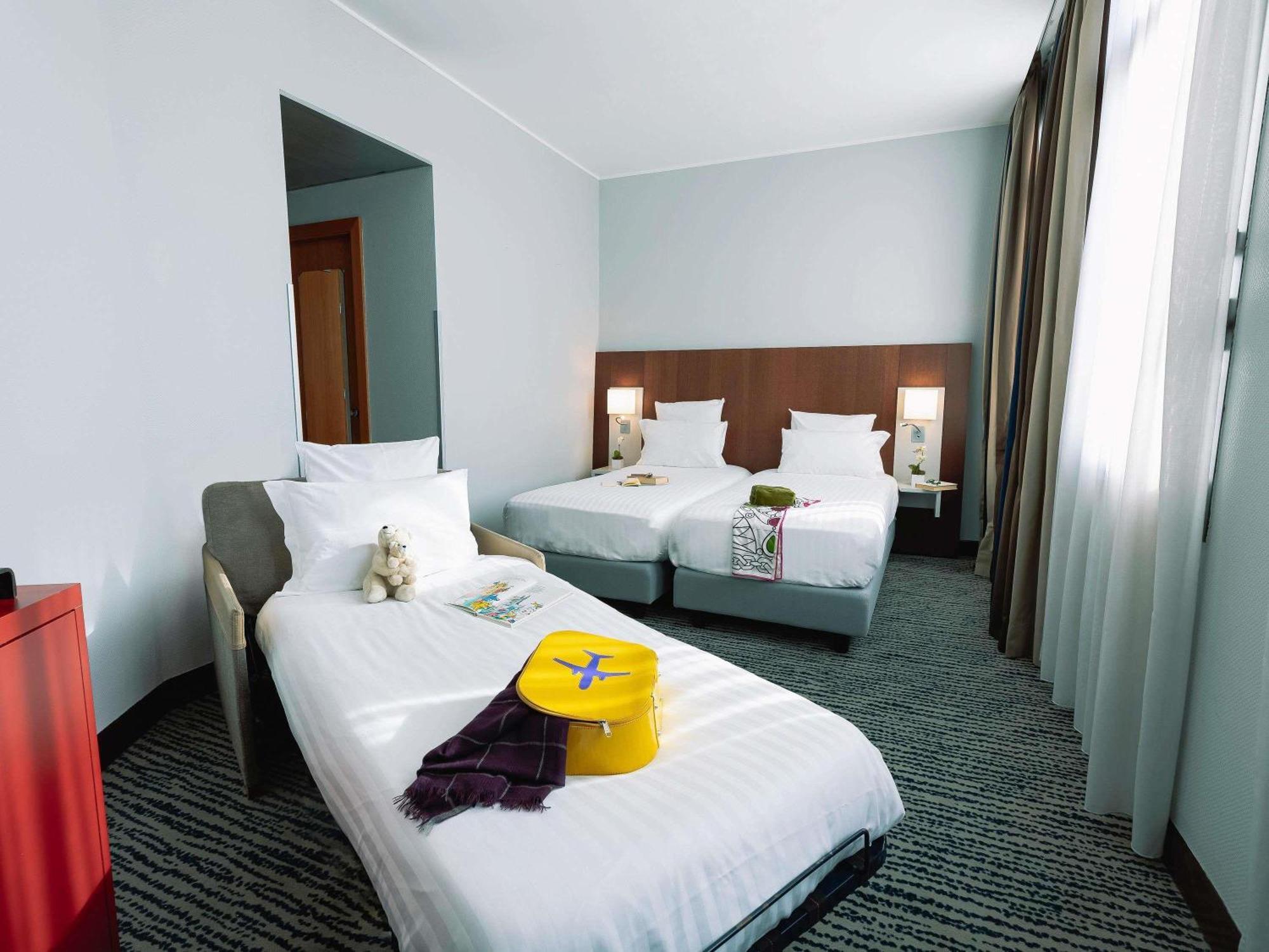 Superior Twin Room Sofa Bed,1433551264:JPEG