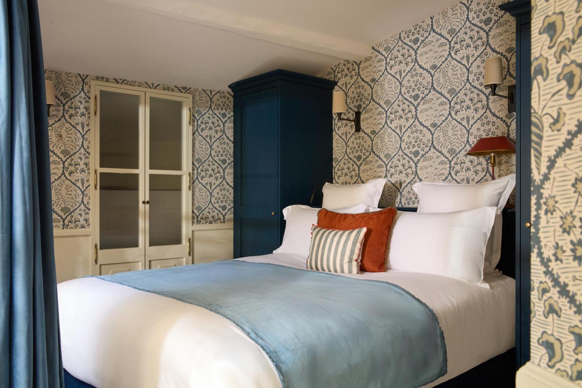 Double Room,1771488715:JPEG