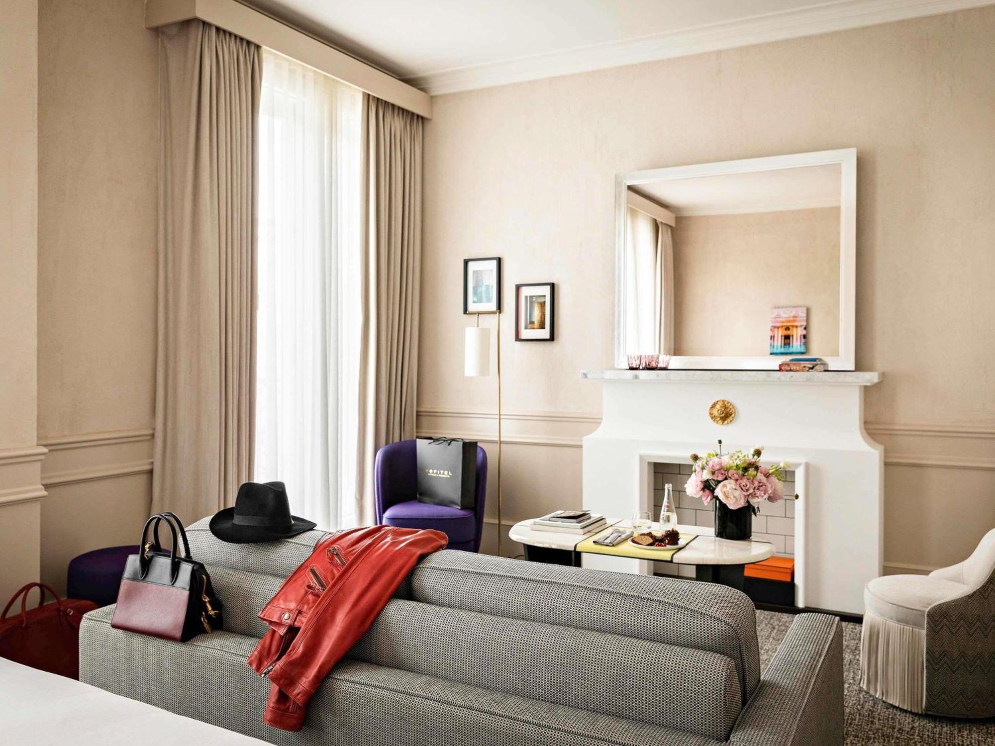 Junior King Suite One King Bed or One Sofa Bed Living Room Courtyard or Rue Scribe View,1771700039:JPEG