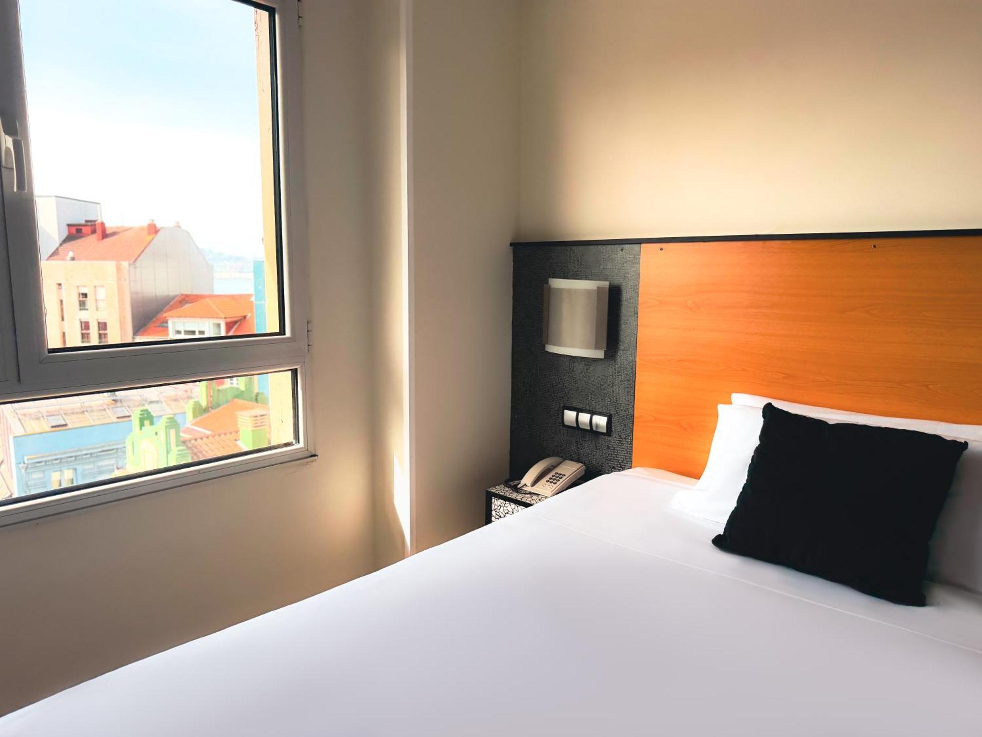1 double bed,1771496511:JPEG