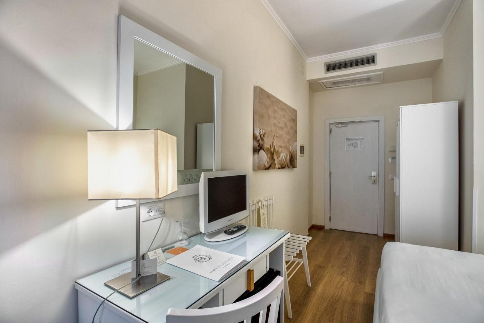 Single Room,1771517237:JPEG