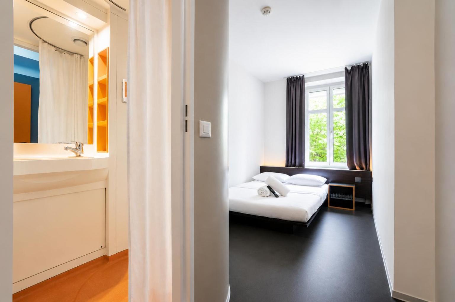 Habitación Doble Económica para (1-2 personas)