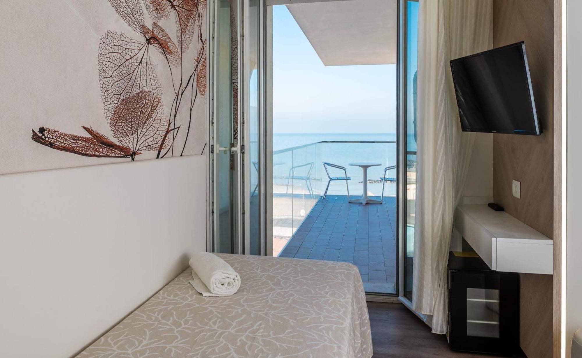 Deluxe Single Room Sea View