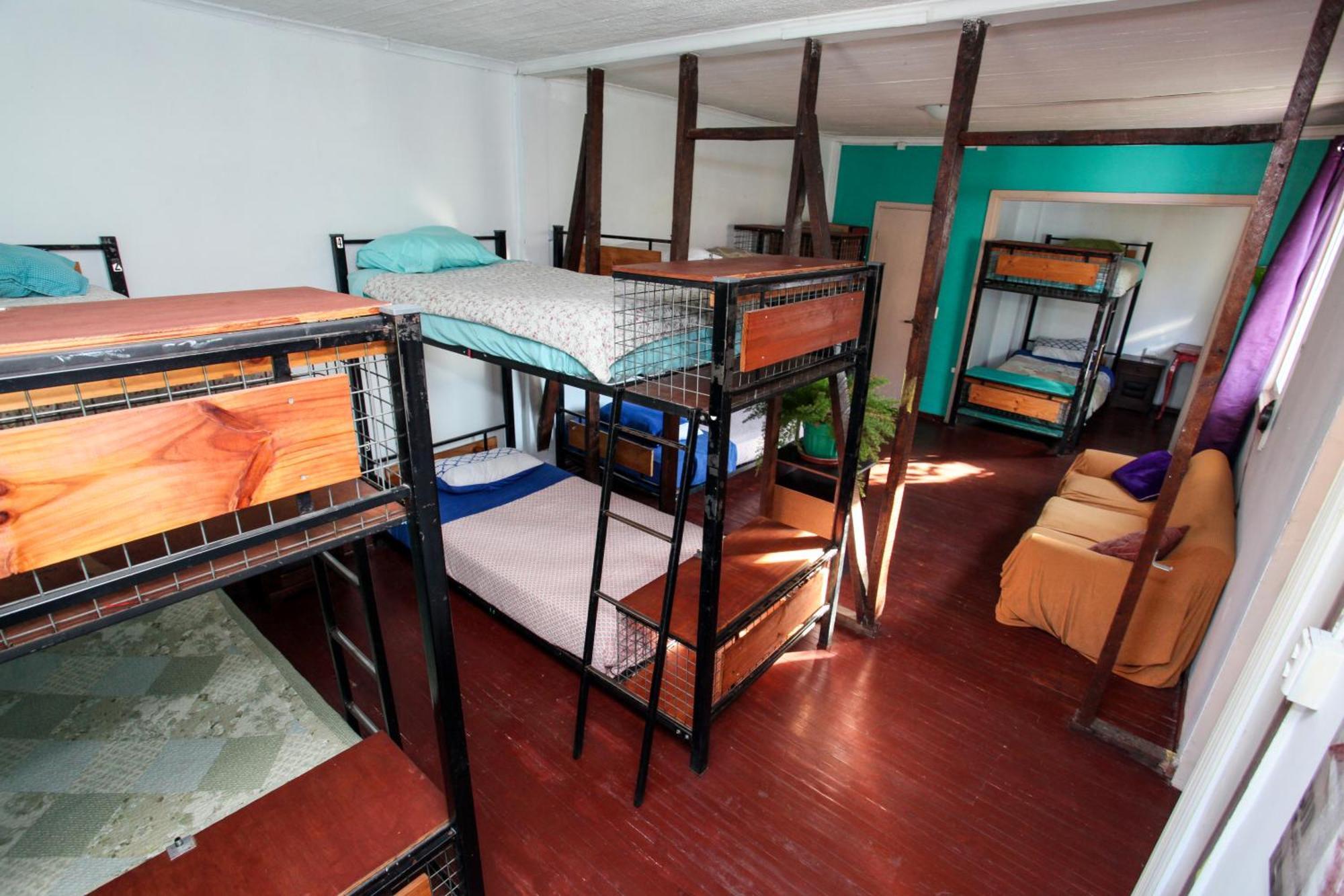Bed 8-Bed Dormitory Room