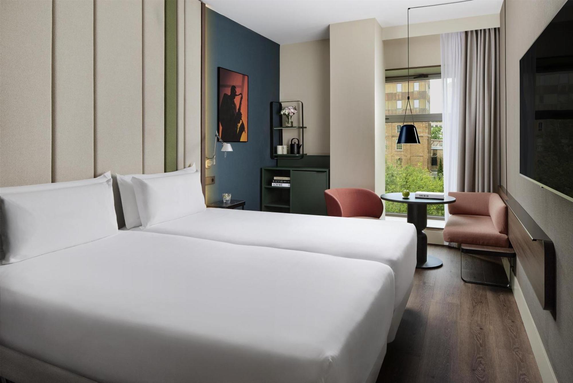 Standard Double or Twin Room,1771561418:JPEG