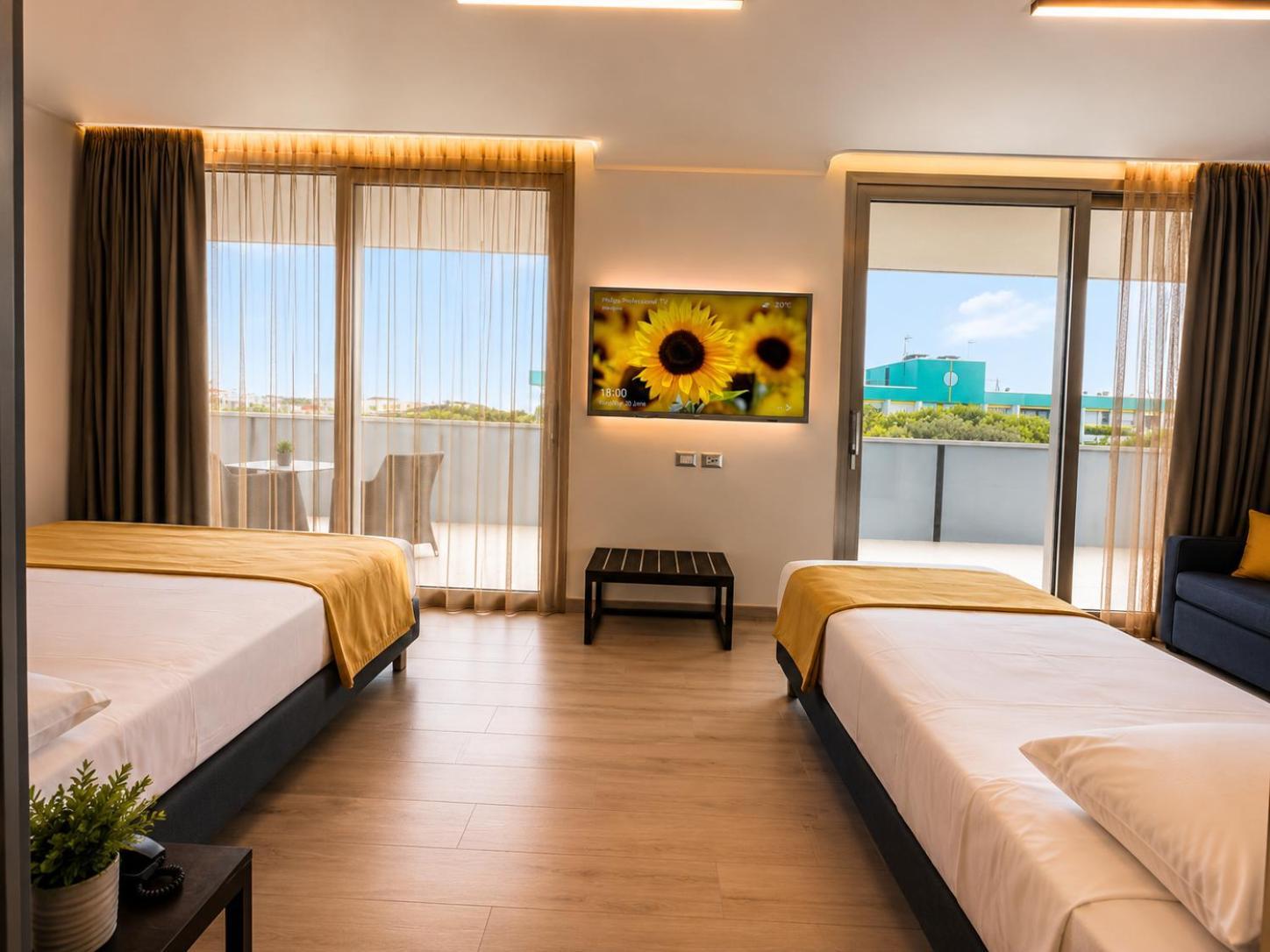Deluxe Suite Sea View