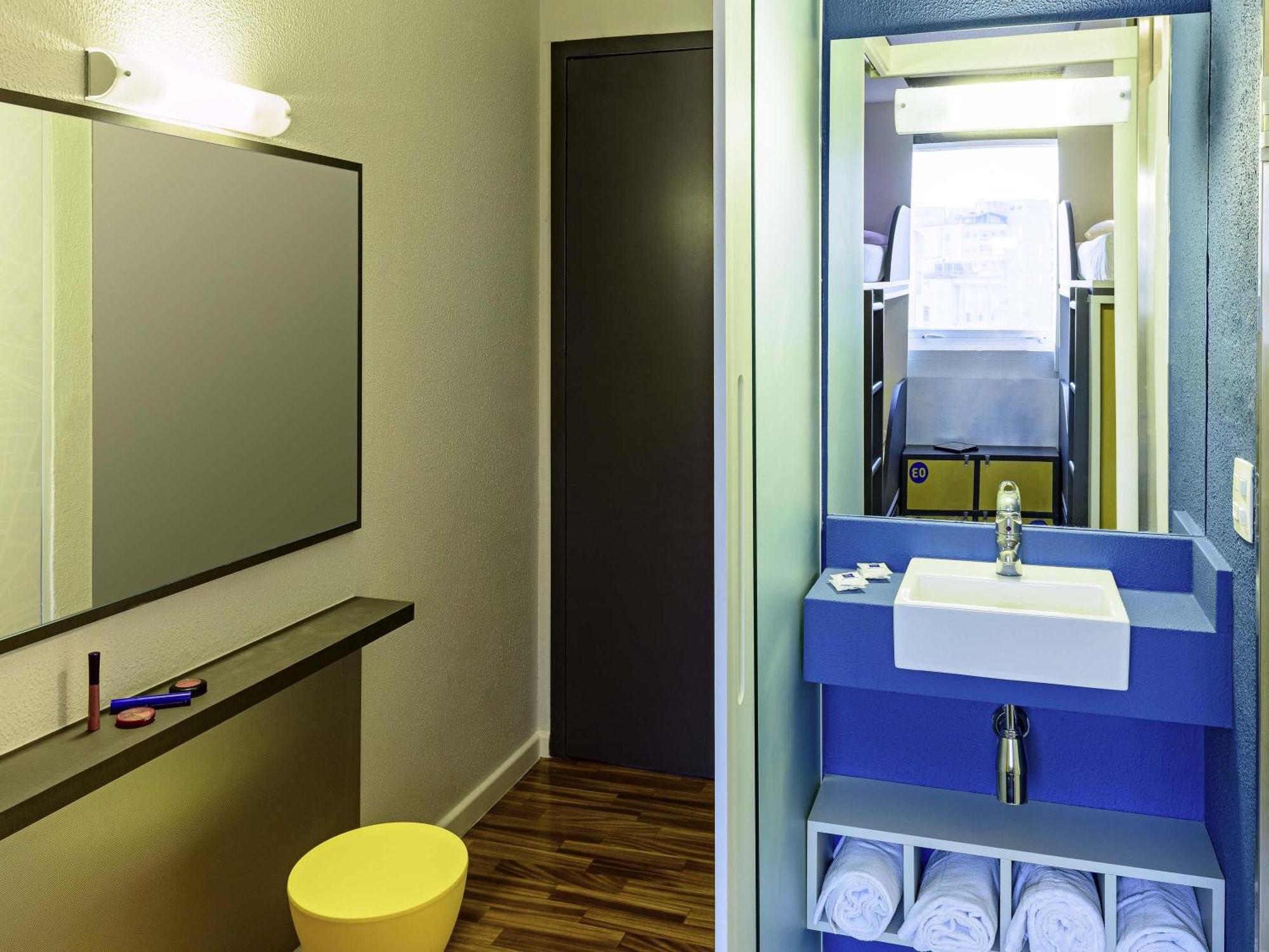 Family Room Two Bunk Beds