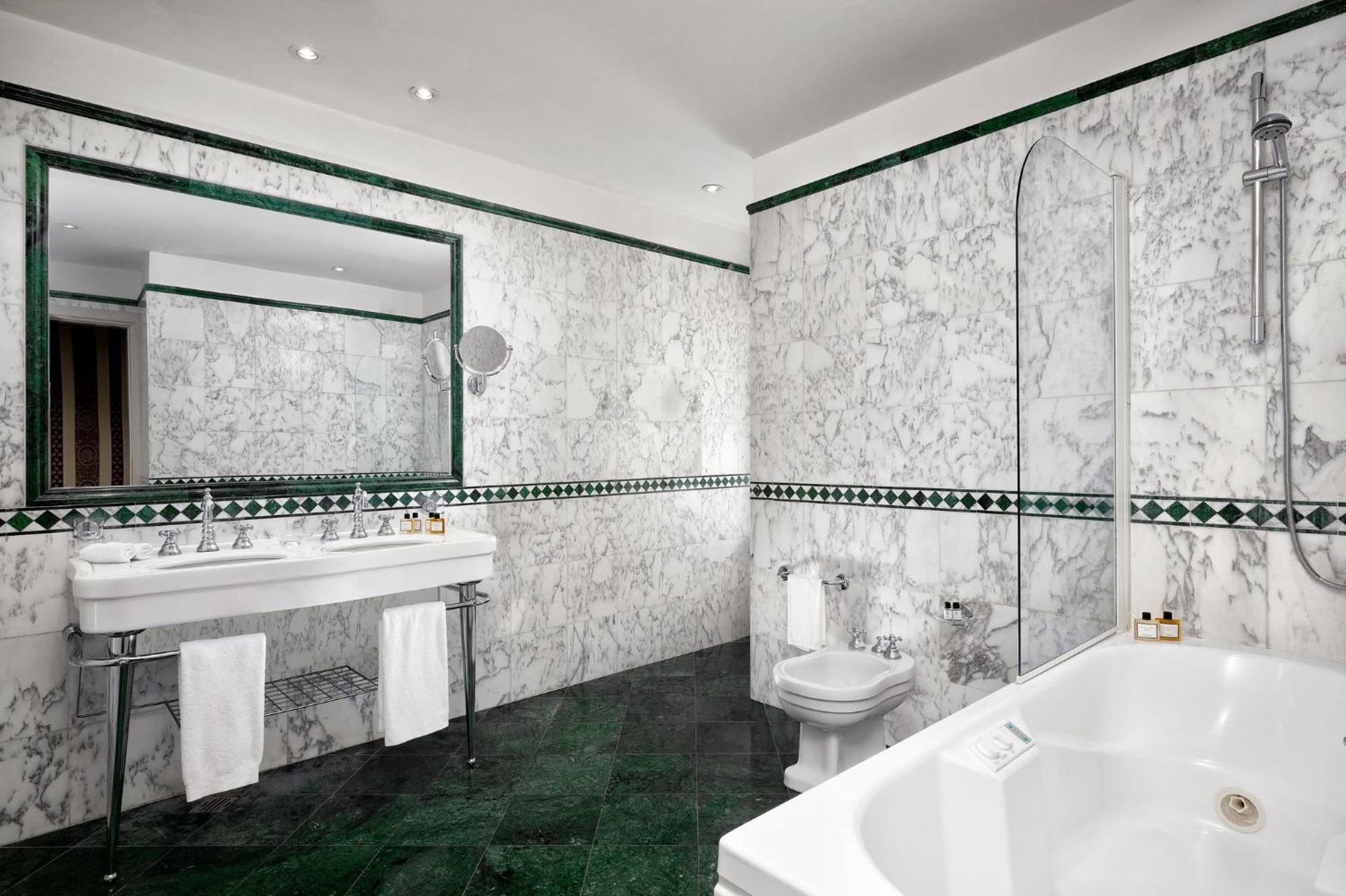 Exclusive Junior Suite Grand Canal View,1771707600:JPEG