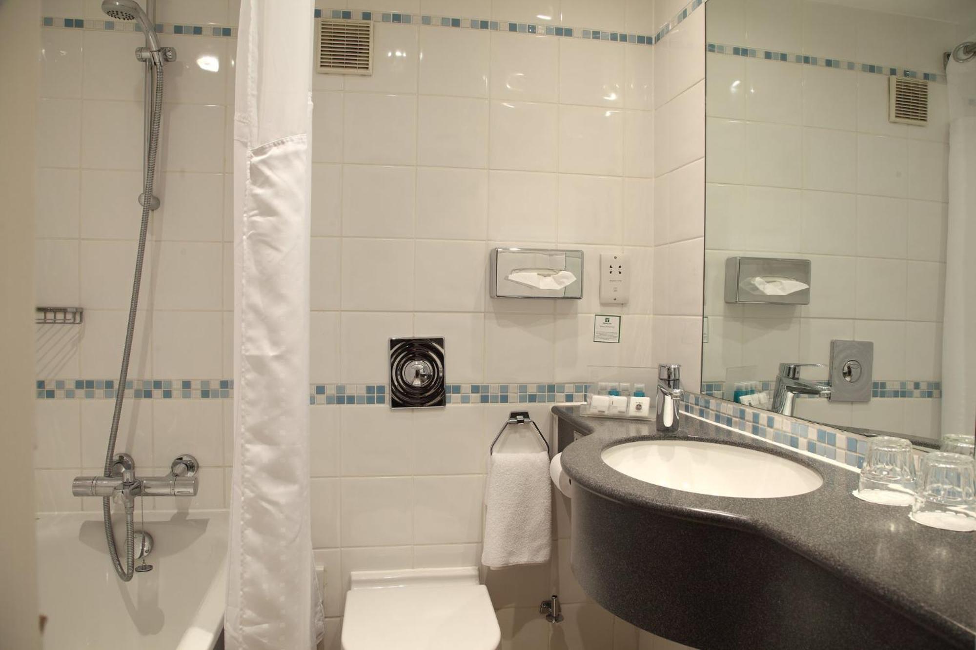 Standard Room Two Single Beds