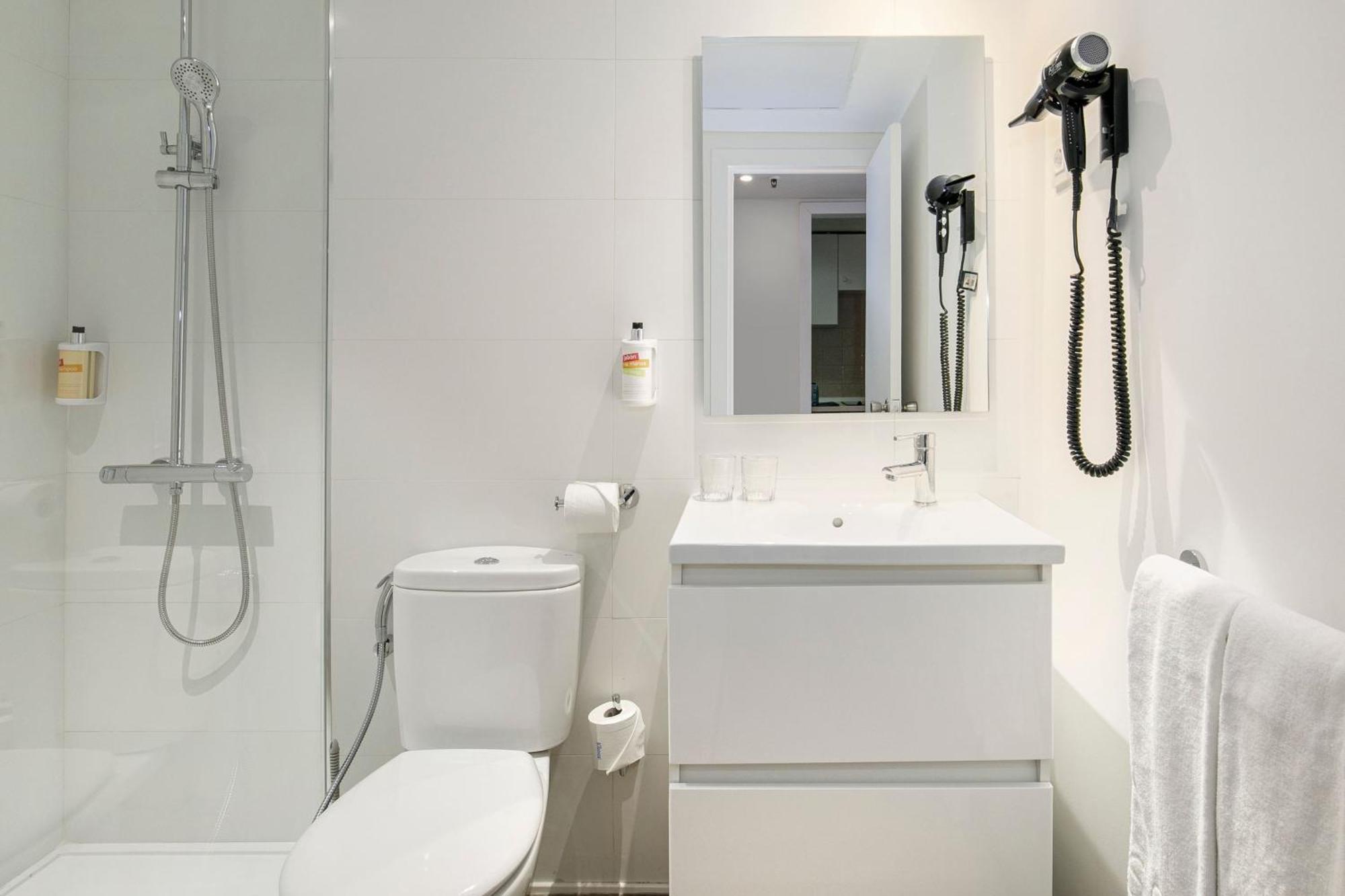 One-Bedroom Apartment,1771728879:JPEG