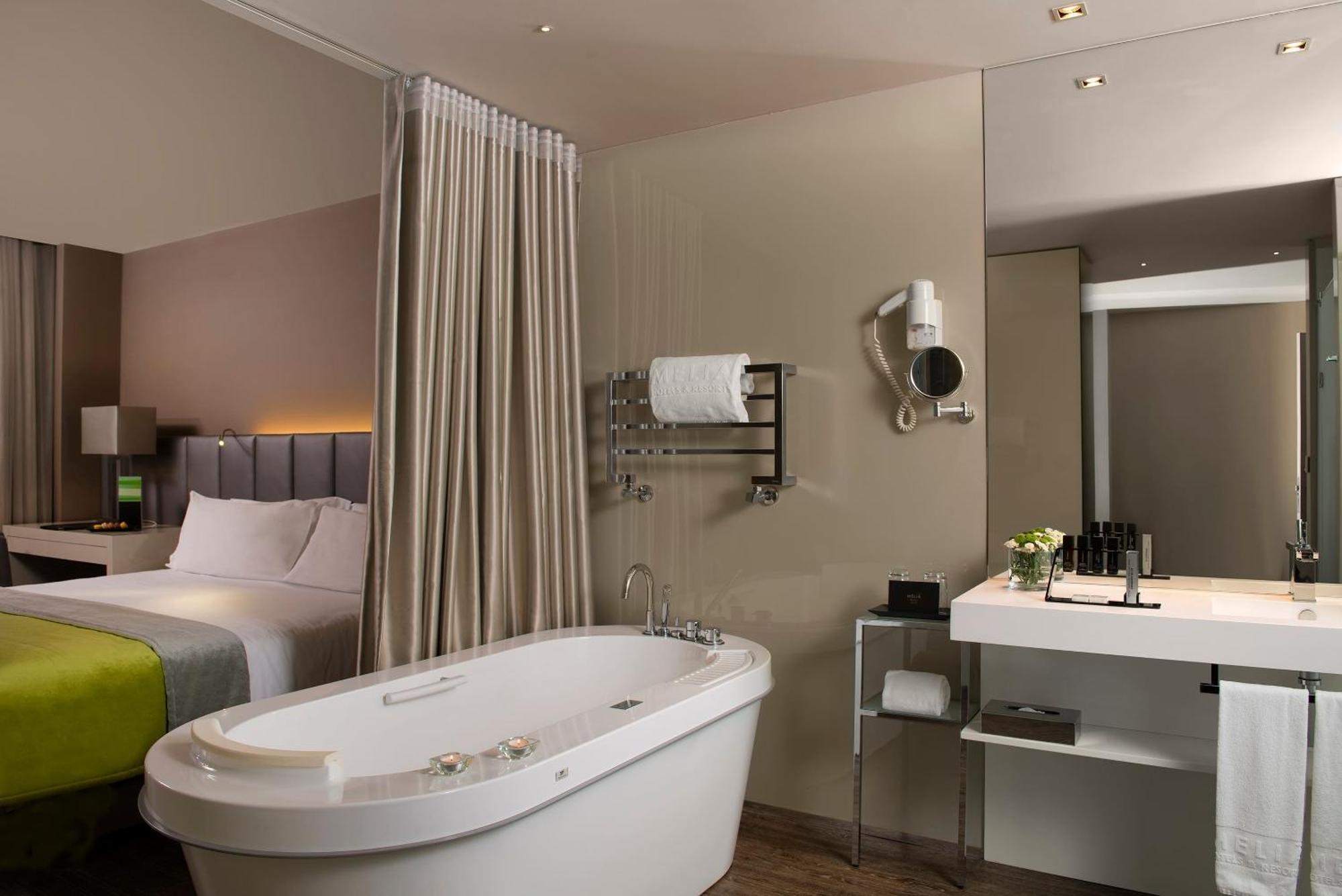 Junior Suite,1771745027:JPEG