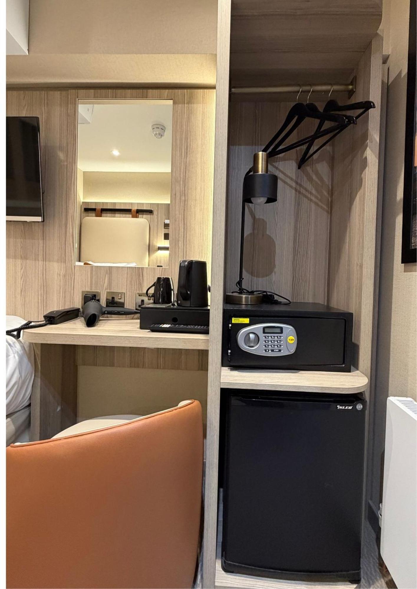 Economy Single Room