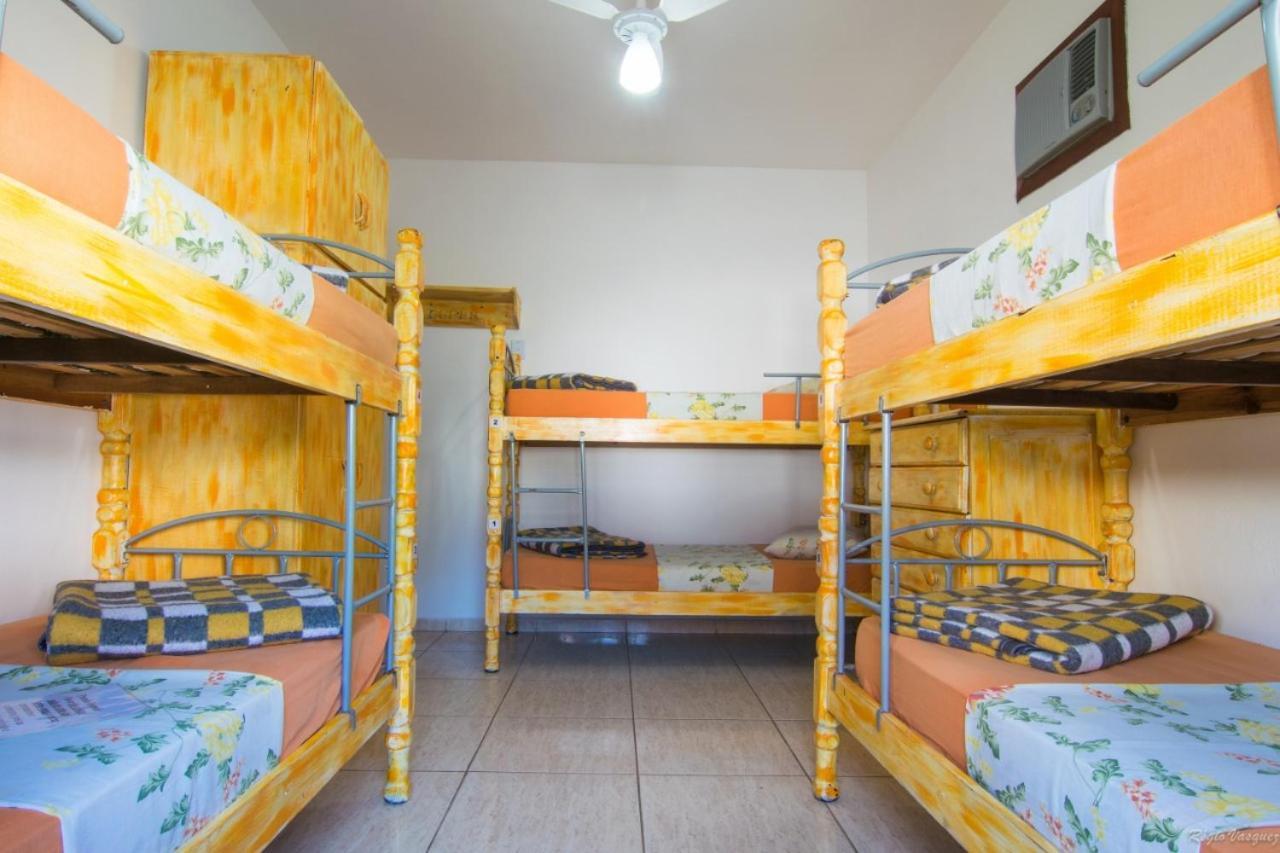 Cama em Dormitório Feminino com 6 Camas
