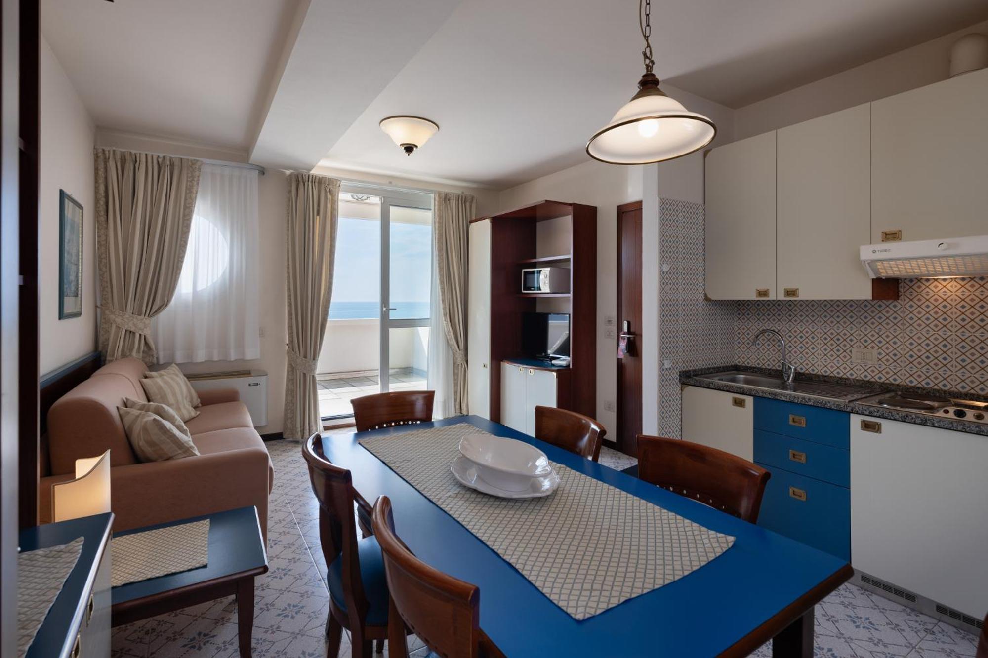 Two-Bedroom Apartment Sea View