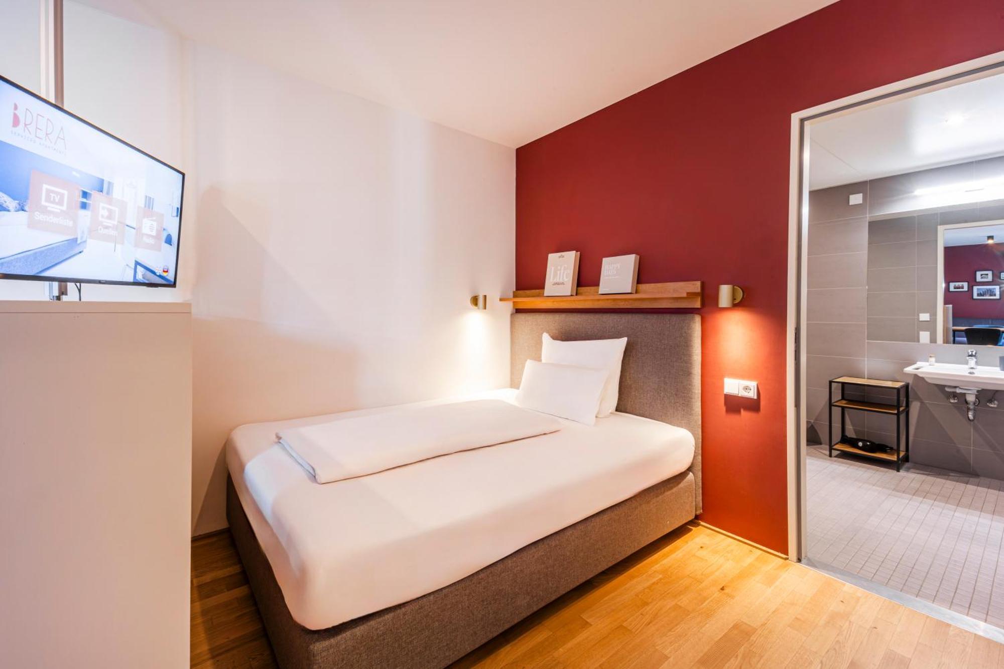 Apartment L King bed