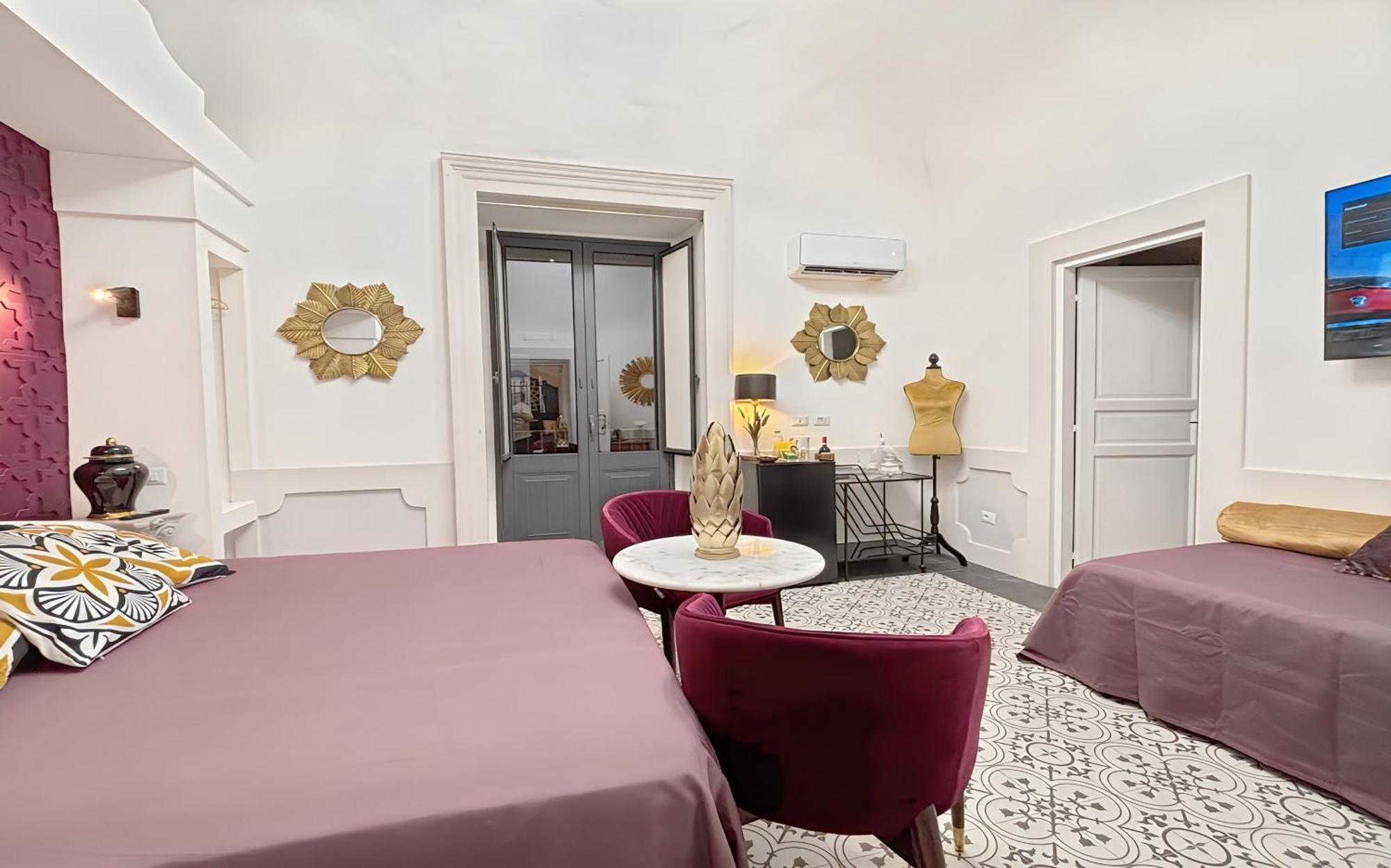 Deluxe Suite Spa Bath