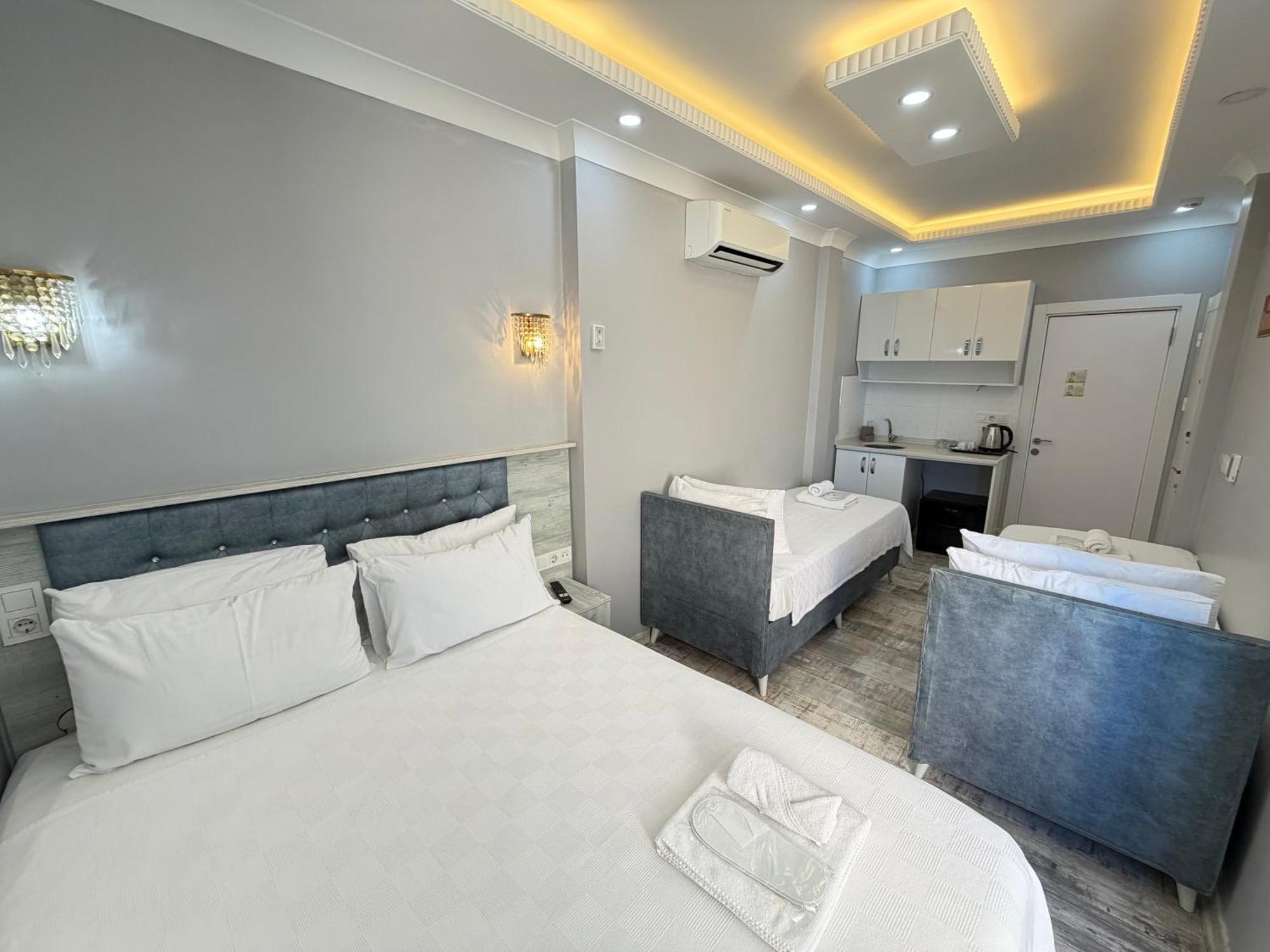 Quadruple Room Sea View
