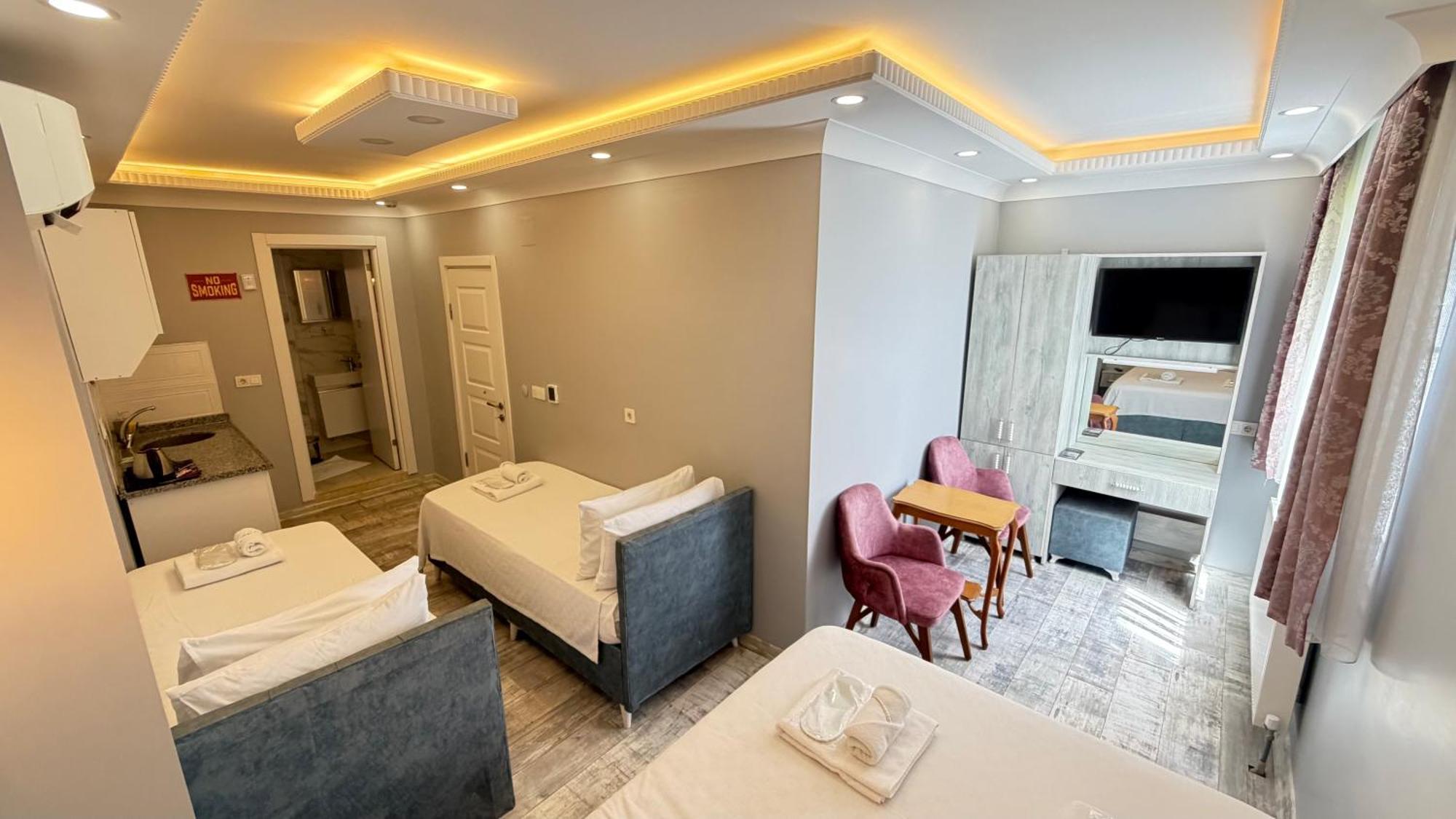 Standard Quadruple Room