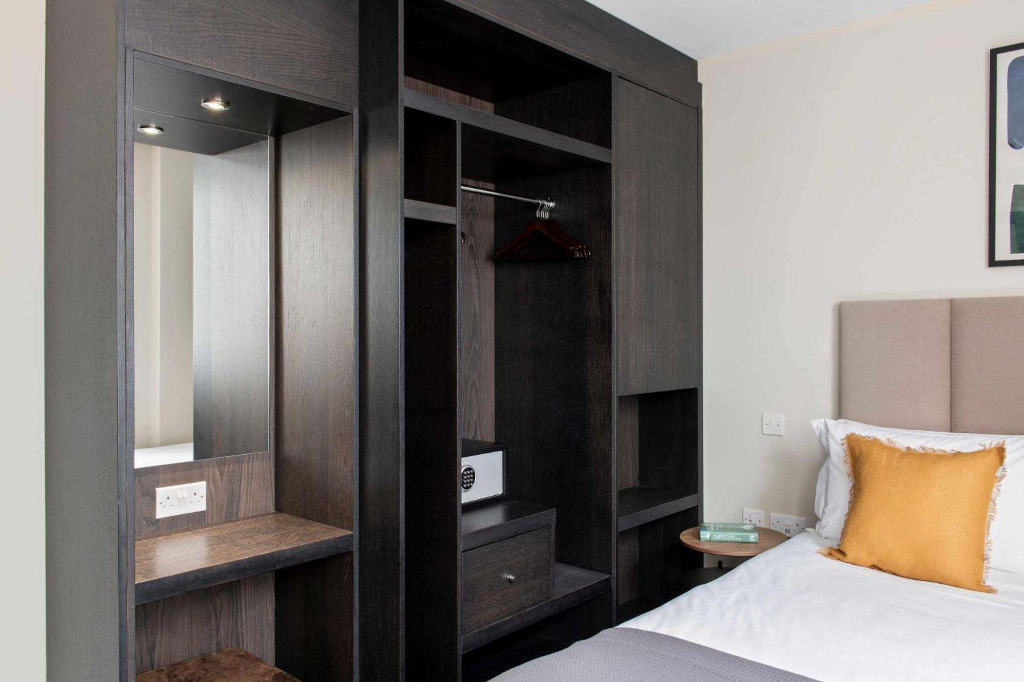 One Bedroom Suite