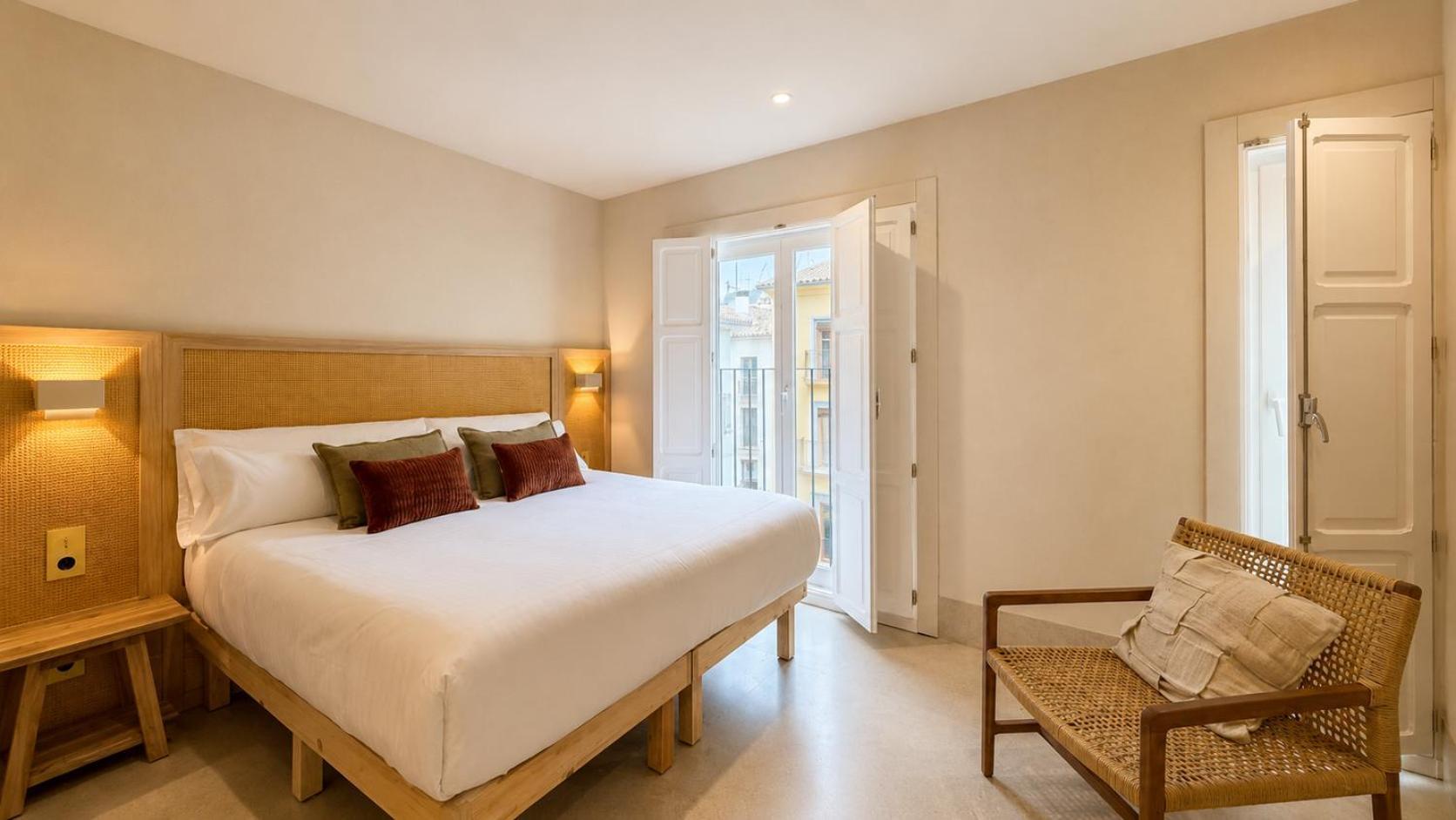 Deluxe Double Room,1773729935:JPEG