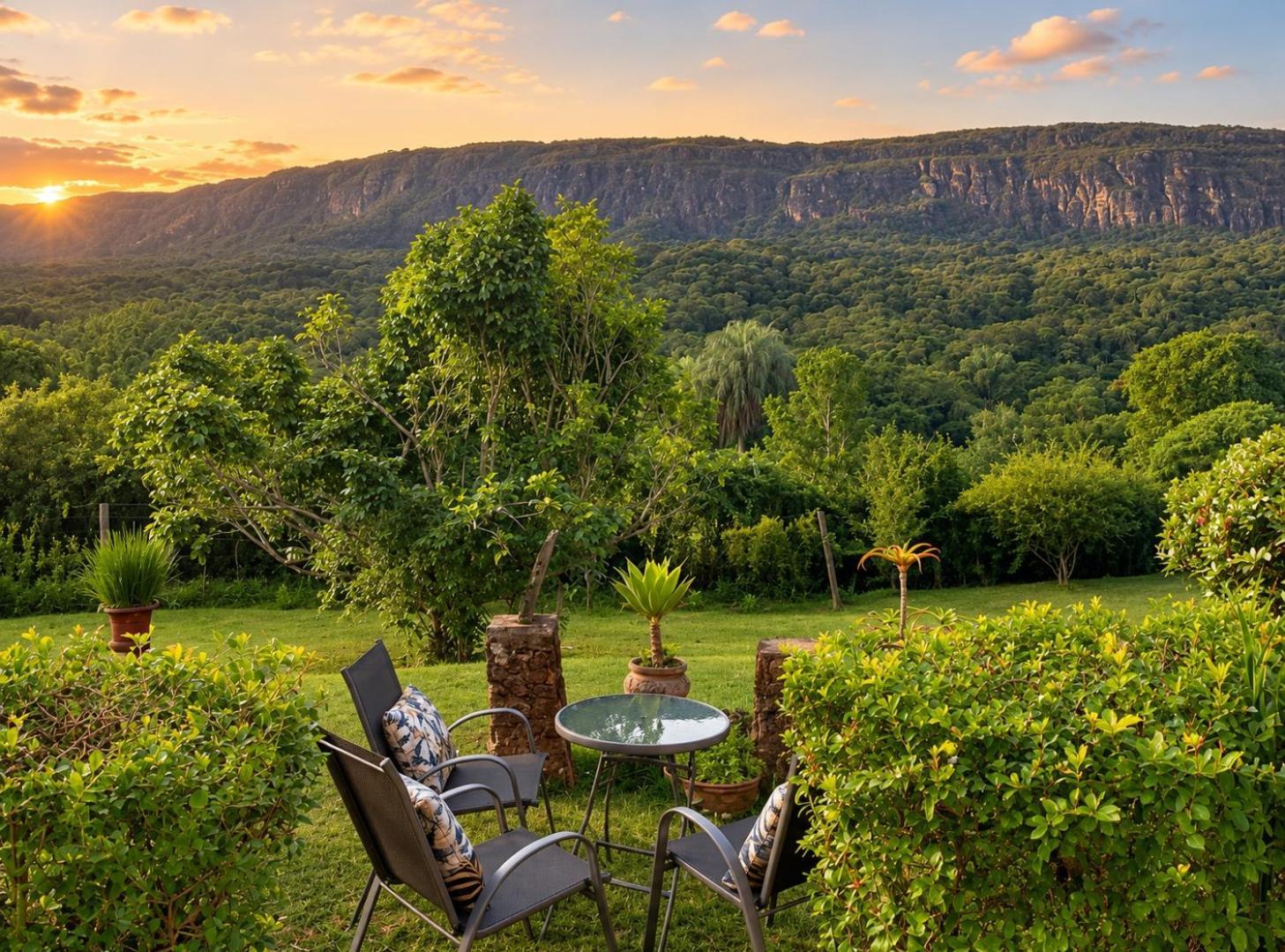 Quarto Superior com Cama de Casal ou 2 de Solteiro e Vista das Montanhas