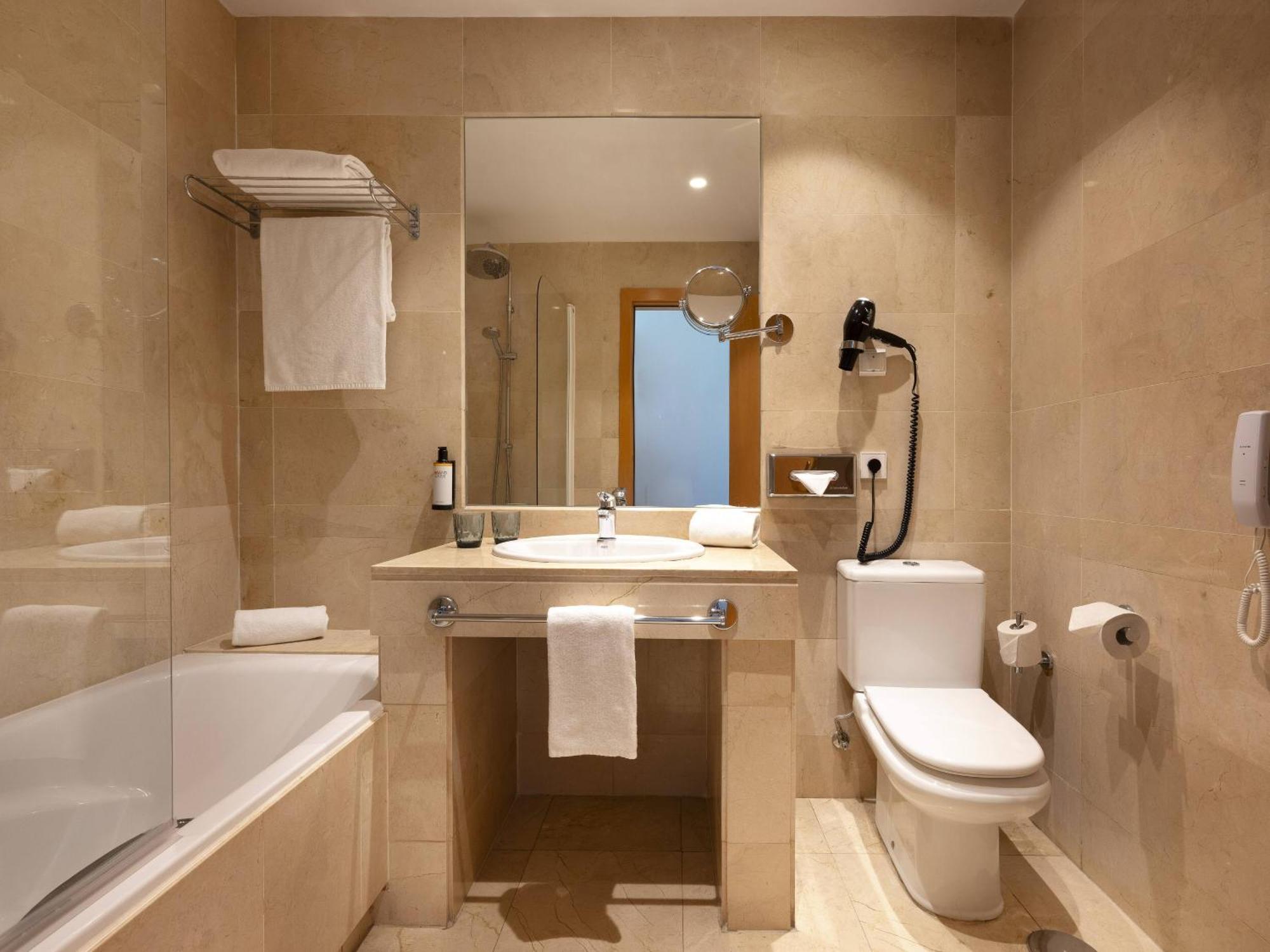 Standard Room,1774428174:JPEG