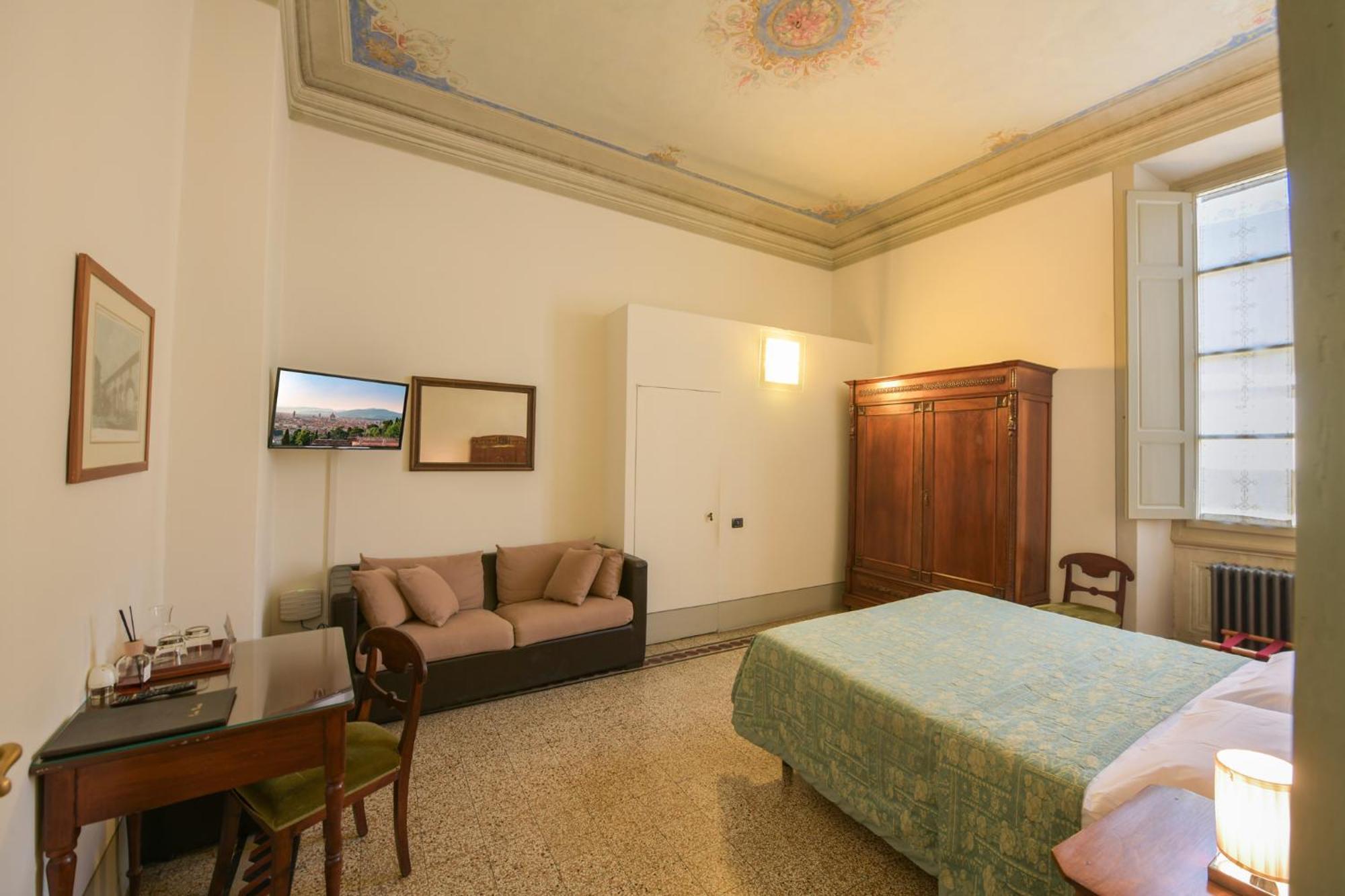 Deluxe Double Room,1774437485:JPEG