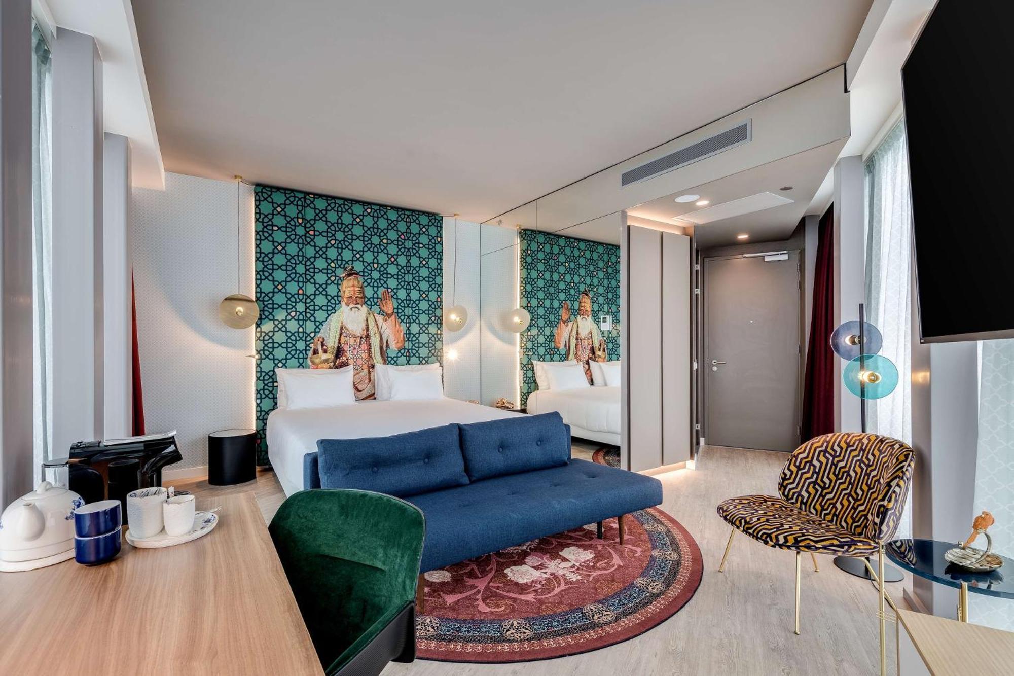 nhow Premium Corner Room,1774649400:JPEG