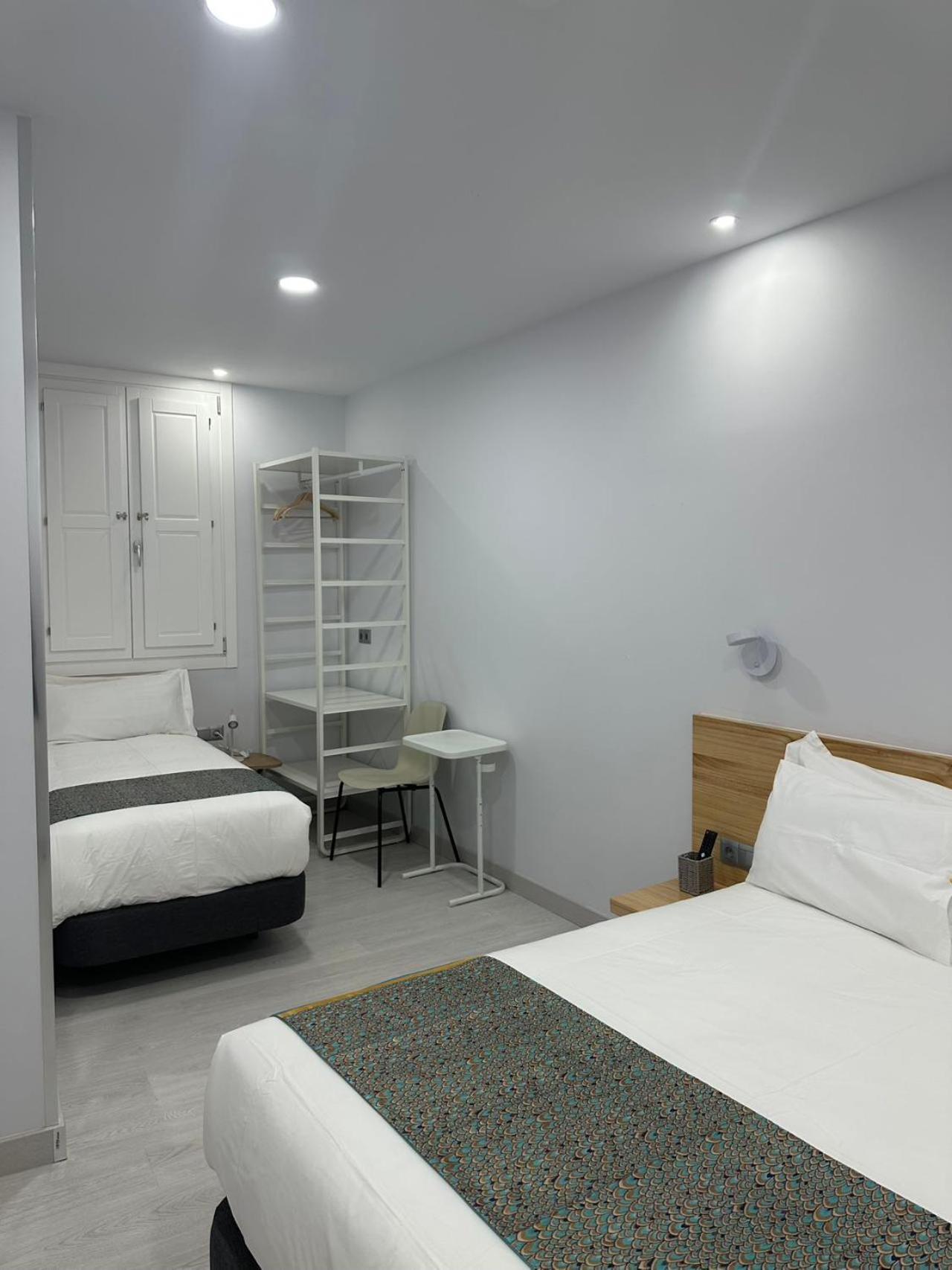 Triple Room Private Bathroom