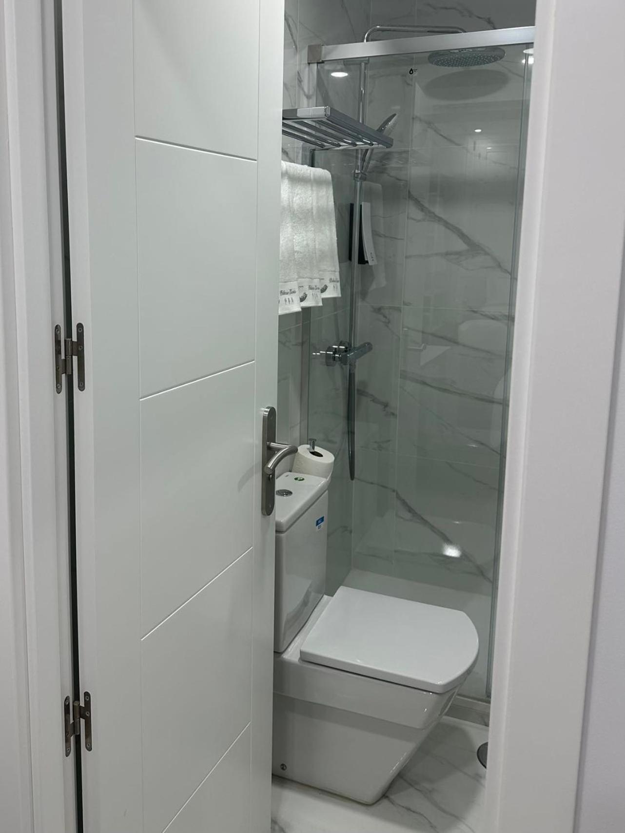 Triple Room Private Bathroom